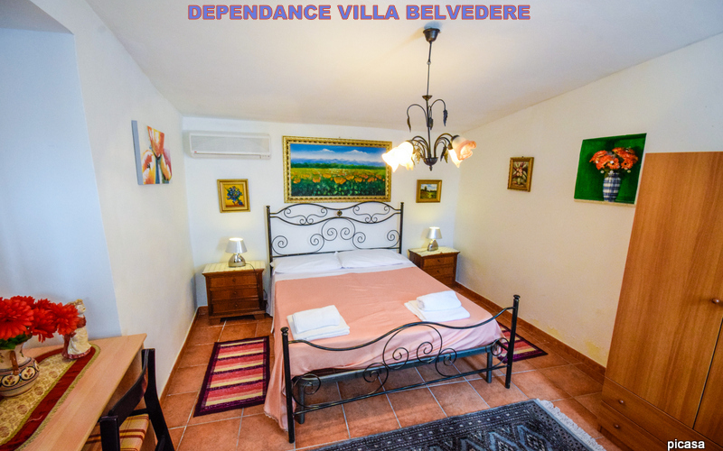 System.Collections.Generic.List`1[BluePillow.Application.SearchEngine.Dto.PhotoDto]?.ElementAt(2)?.Caption