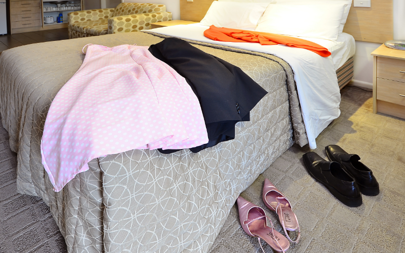 System.Collections.Generic.List`1[BluePillow.Application.SearchEngine.Dto.PhotoDto]?.ElementAt(3)?.Caption