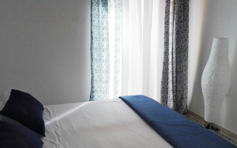 System.Collections.Generic.List`1[BluePillow.Application.SearchEngine.Dto.PhotoDto]?.ElementAt(3)?.Caption