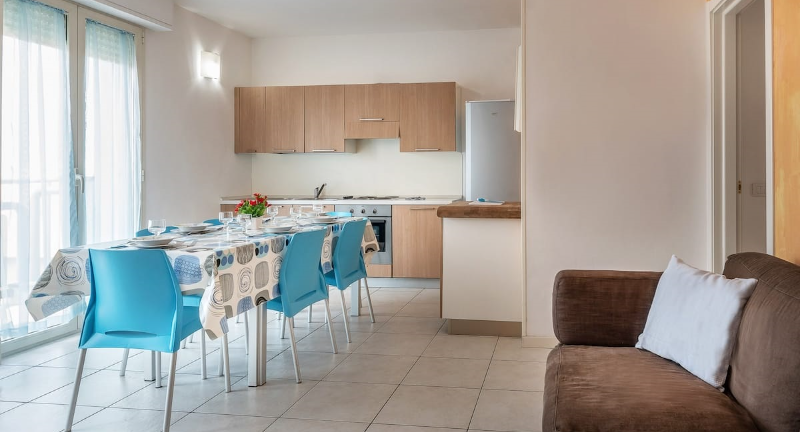 System.Collections.Generic.List`1[BluePillow.Application.SearchEngine.Dto.PhotoDto]?.ElementAt(1)?.Caption