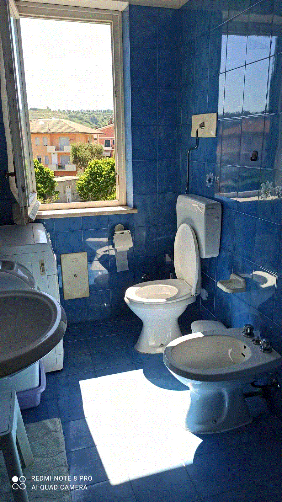 System.Collections.Generic.List`1[BluePillow.Application.SearchEngine.Dto.PhotoDto]?.ElementAt(3)?.Caption