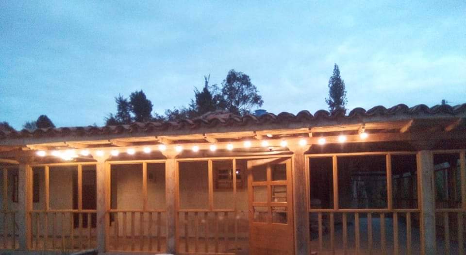 System.Collections.Generic.List`1[BluePillow.Application.SearchEngine.Dto.PhotoDto]?.ElementAt(0)?.Caption