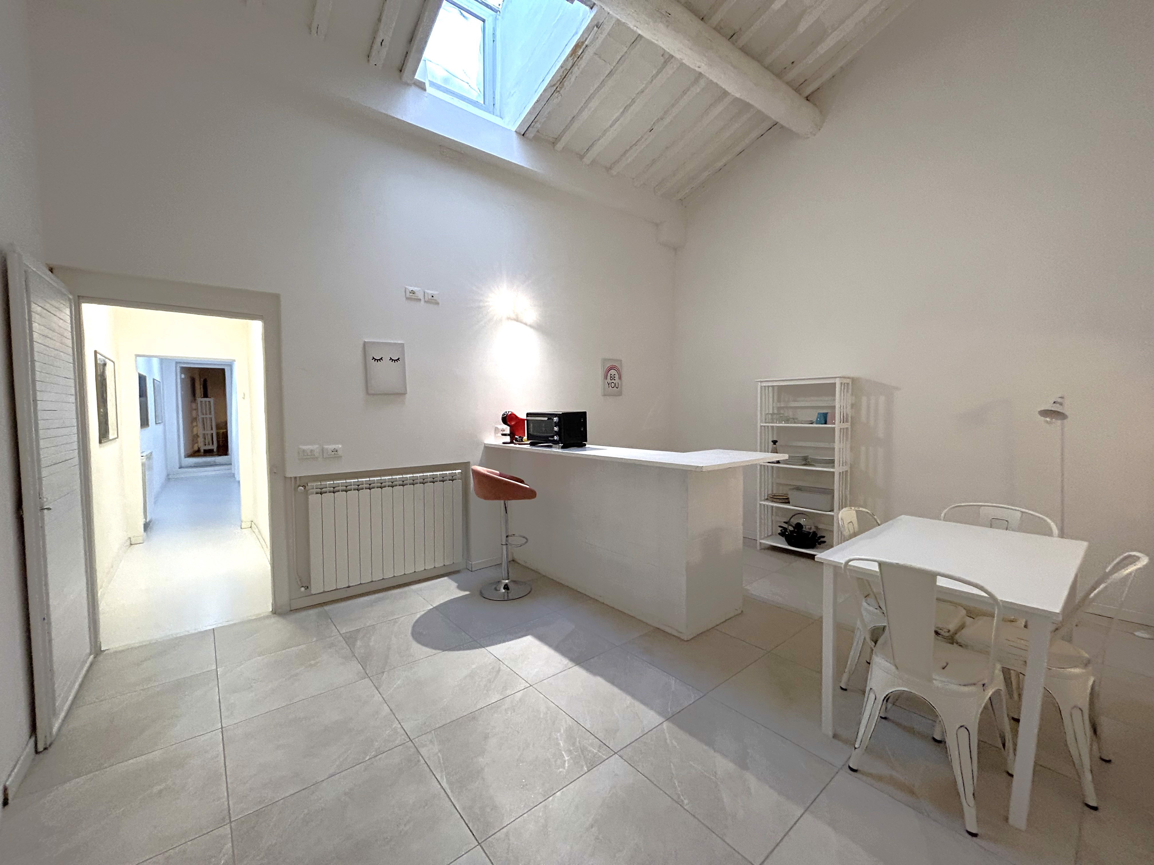 System.Collections.Generic.List`1[BluePillow.Application.SearchEngine.Dto.PhotoDto]?.ElementAt(3)?.Caption