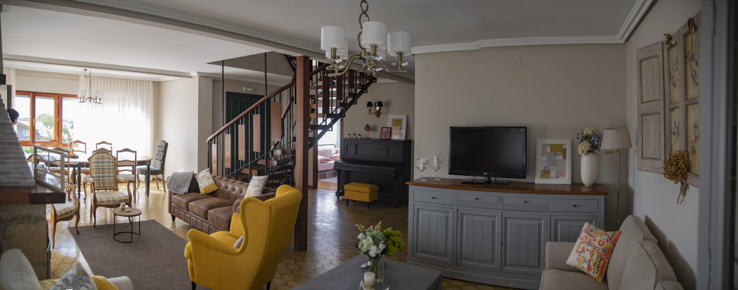 System.Collections.Generic.List`1[BluePillow.Application.SearchEngine.Dto.PhotoDto]?.ElementAt(3)?.Caption