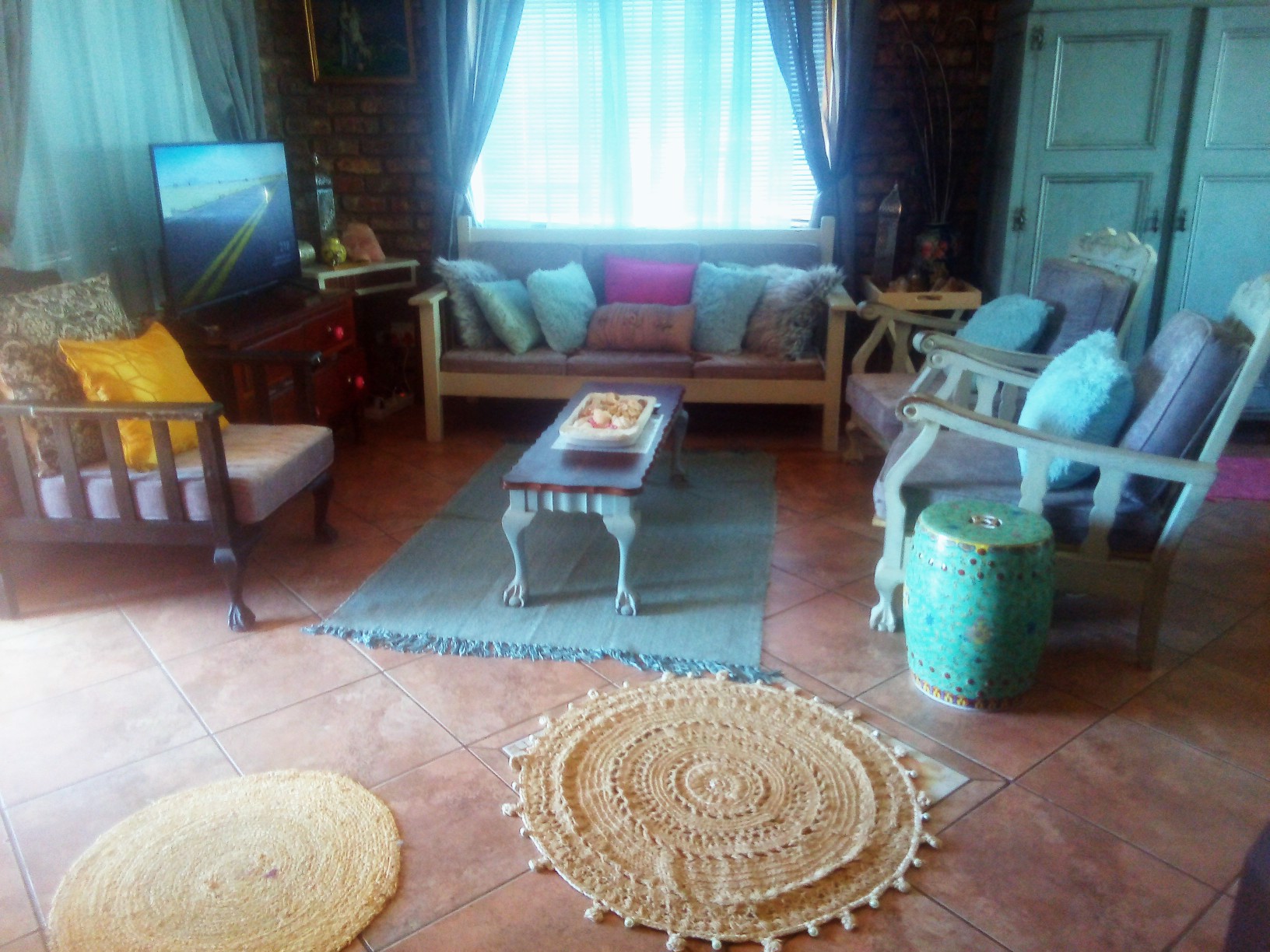 System.Collections.Generic.List`1[BluePillow.Application.SearchEngine.Dto.PhotoDto]?.ElementAt(2)?.Caption