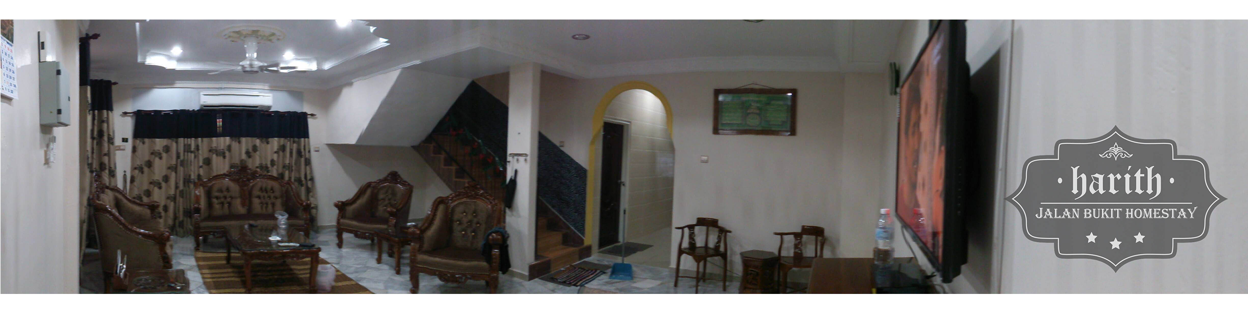 System.Collections.Generic.List`1[BluePillow.Application.SearchEngine.Dto.PhotoDto]?.ElementAt(3)?.Caption