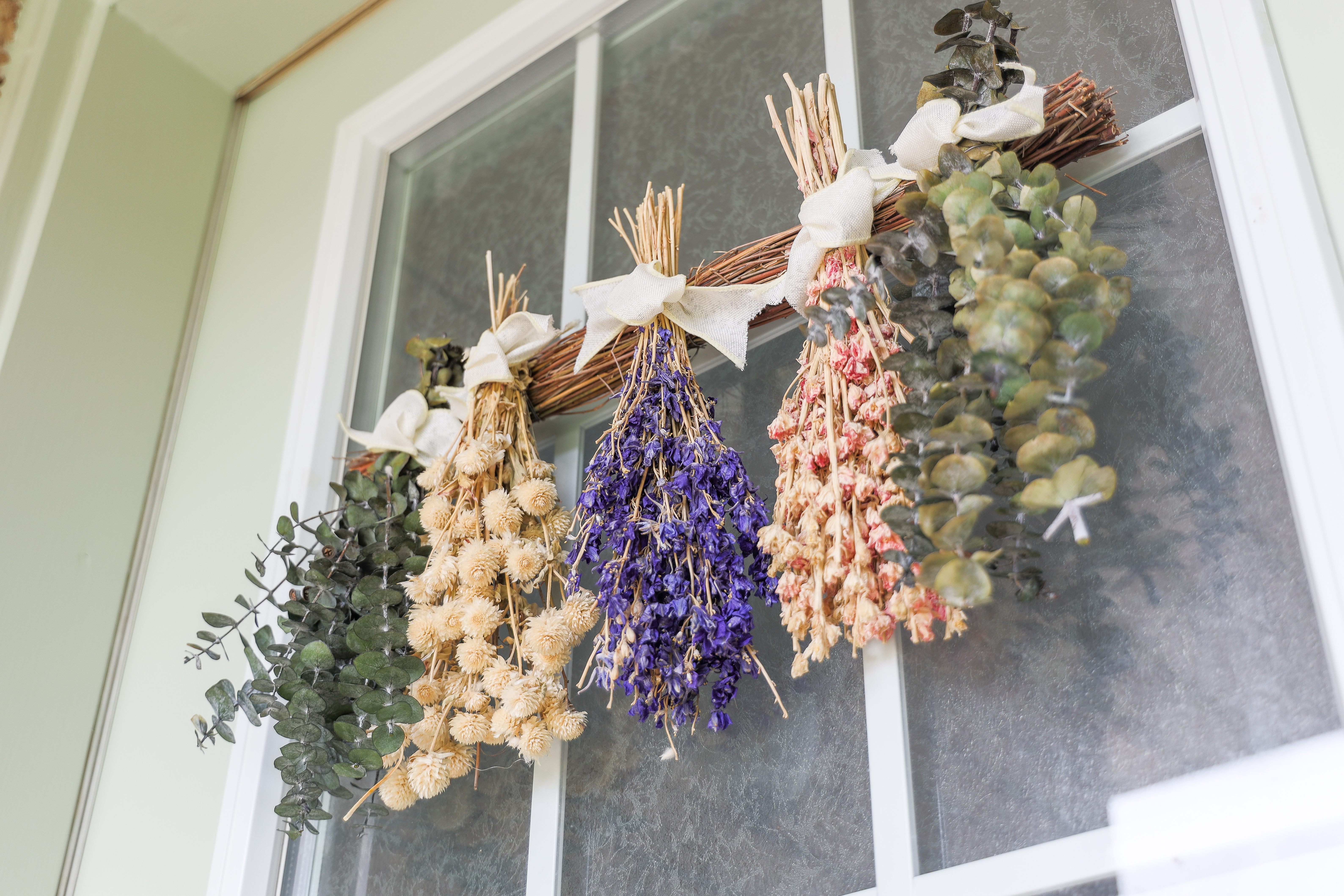 System.Collections.Generic.List`1[BluePillow.Application.SearchEngine.Dto.PhotoDto]?.ElementAt(1)?.Caption