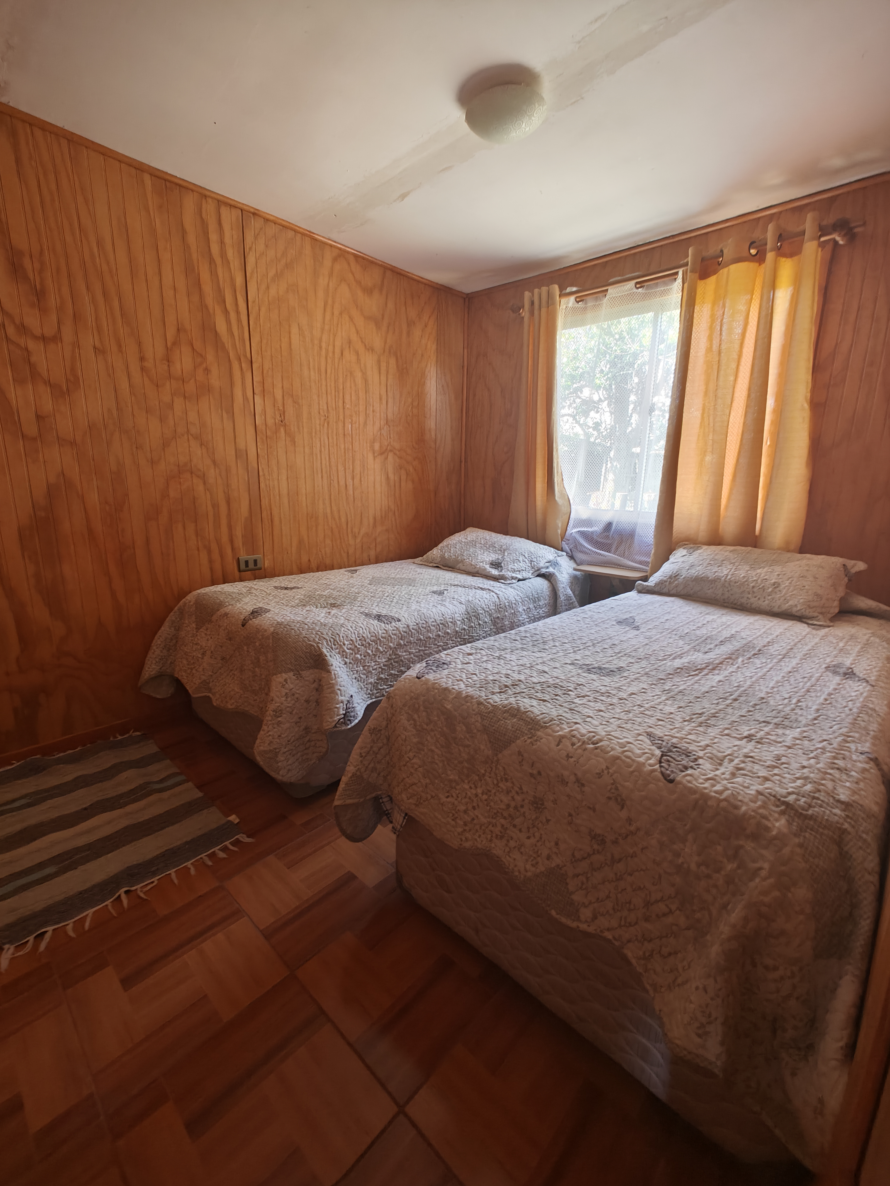 System.Collections.Generic.List`1[BluePillow.Application.SearchEngine.Dto.PhotoDto]?.ElementAt(2)?.Caption