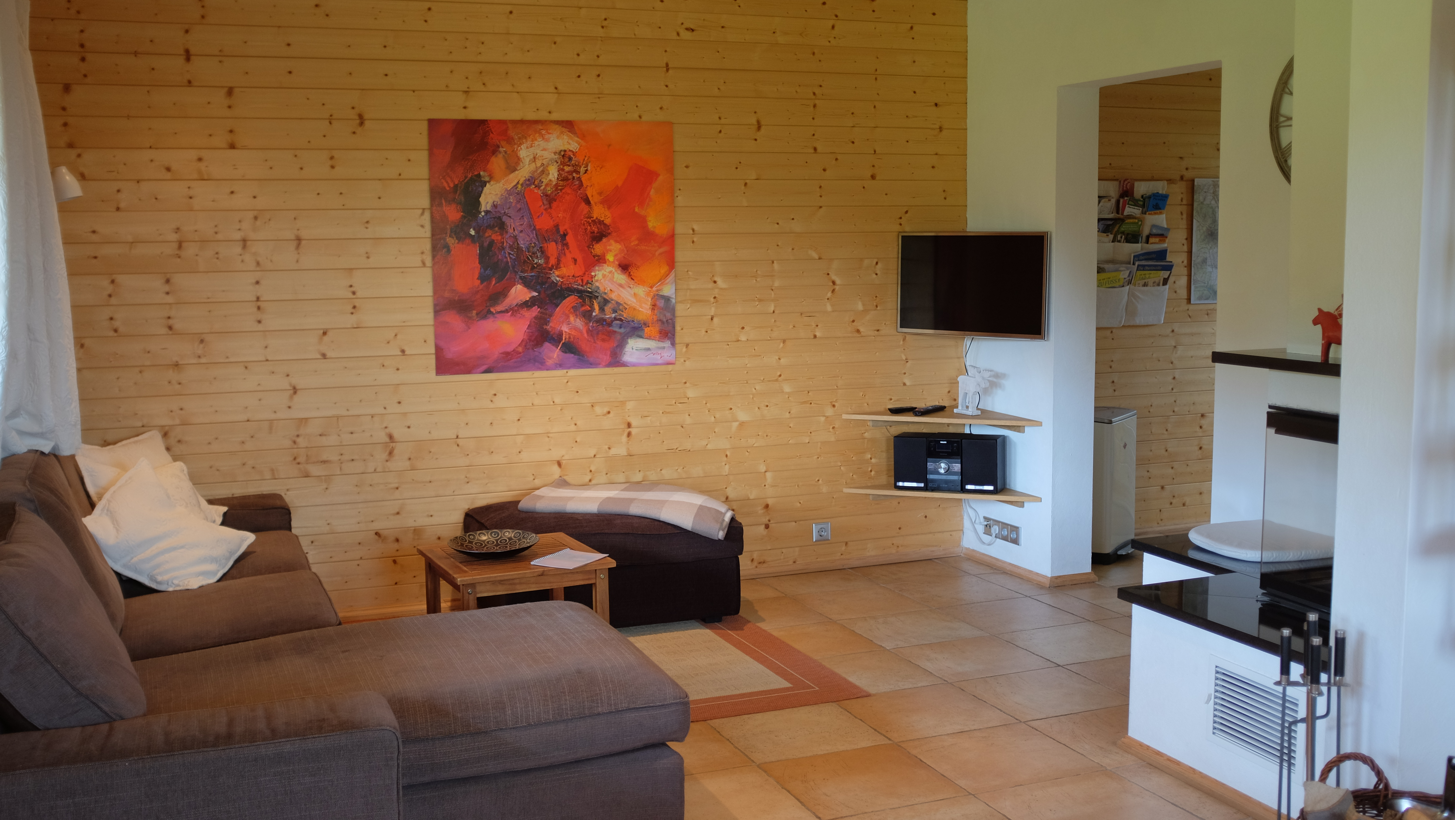 System.Collections.Generic.List`1[BluePillow.Application.SearchEngine.Dto.PhotoDto]?.ElementAt(1)?.Caption