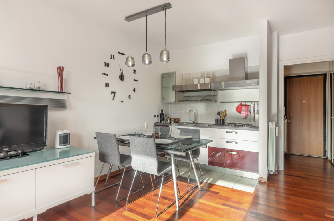 System.Collections.Generic.List`1[BluePillow.Application.SearchEngine.Dto.PhotoDto]?.ElementAt(2)?.Caption