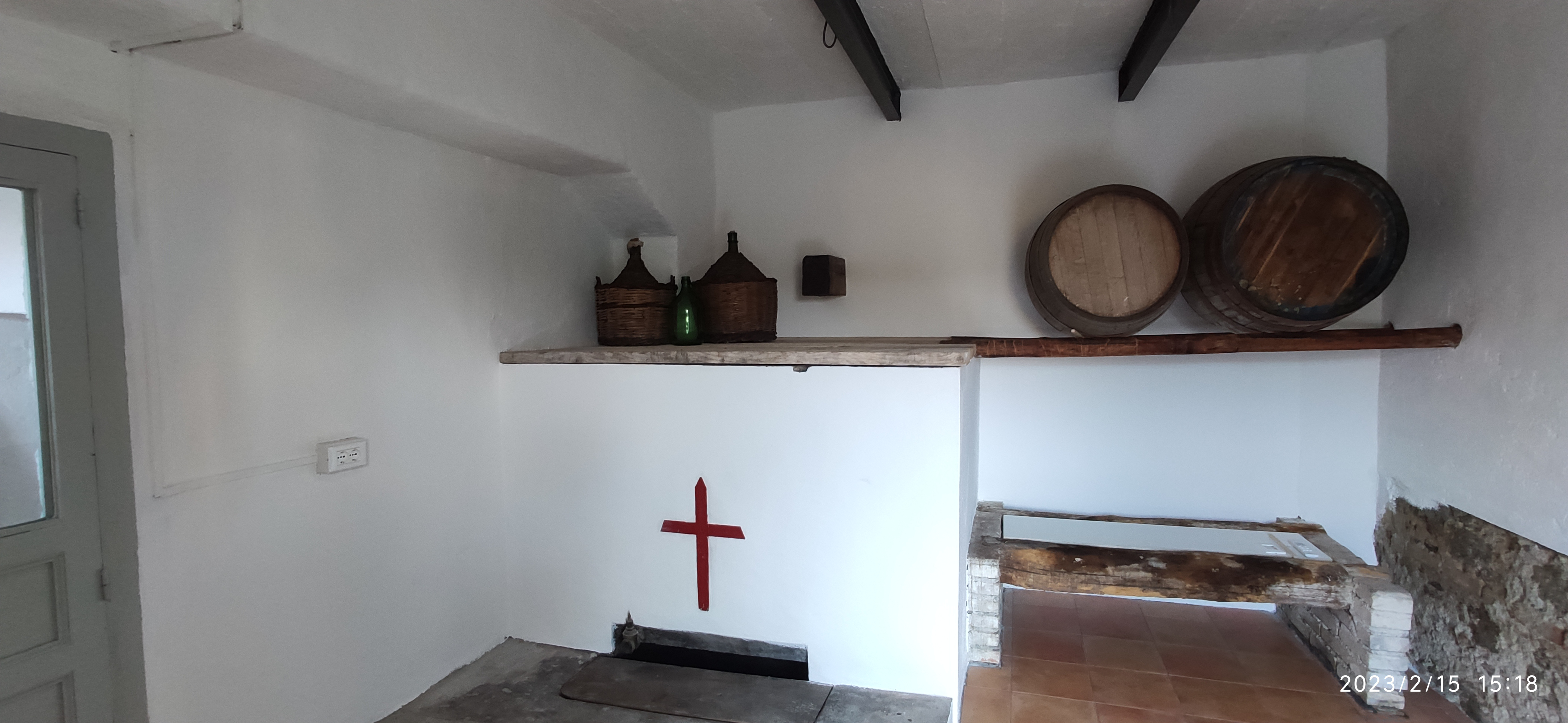 System.Collections.Generic.List`1[BluePillow.Application.SearchEngine.Dto.PhotoDto]?.ElementAt(3)?.Caption