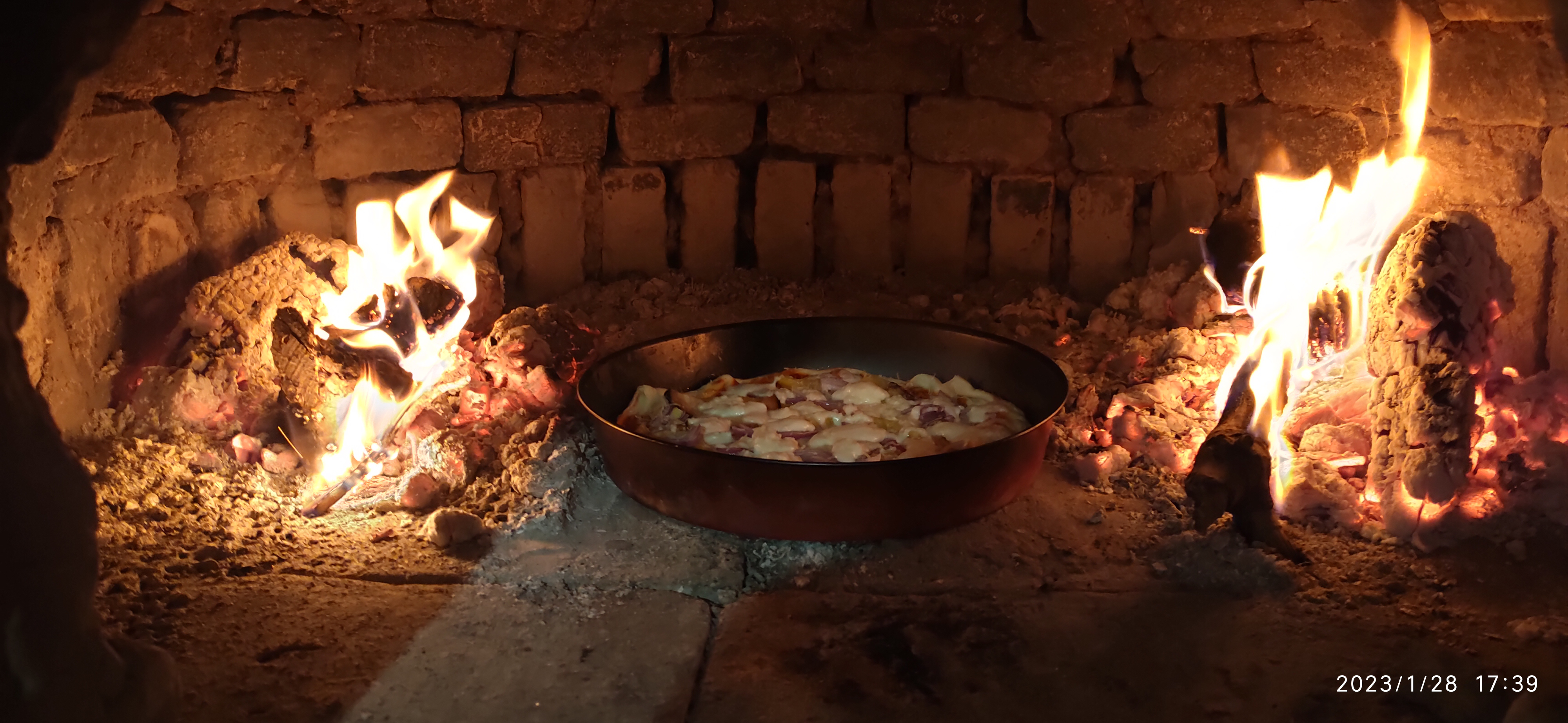 System.Collections.Generic.List`1[BluePillow.Application.SearchEngine.Dto.PhotoDto]?.ElementAt(2)?.Caption