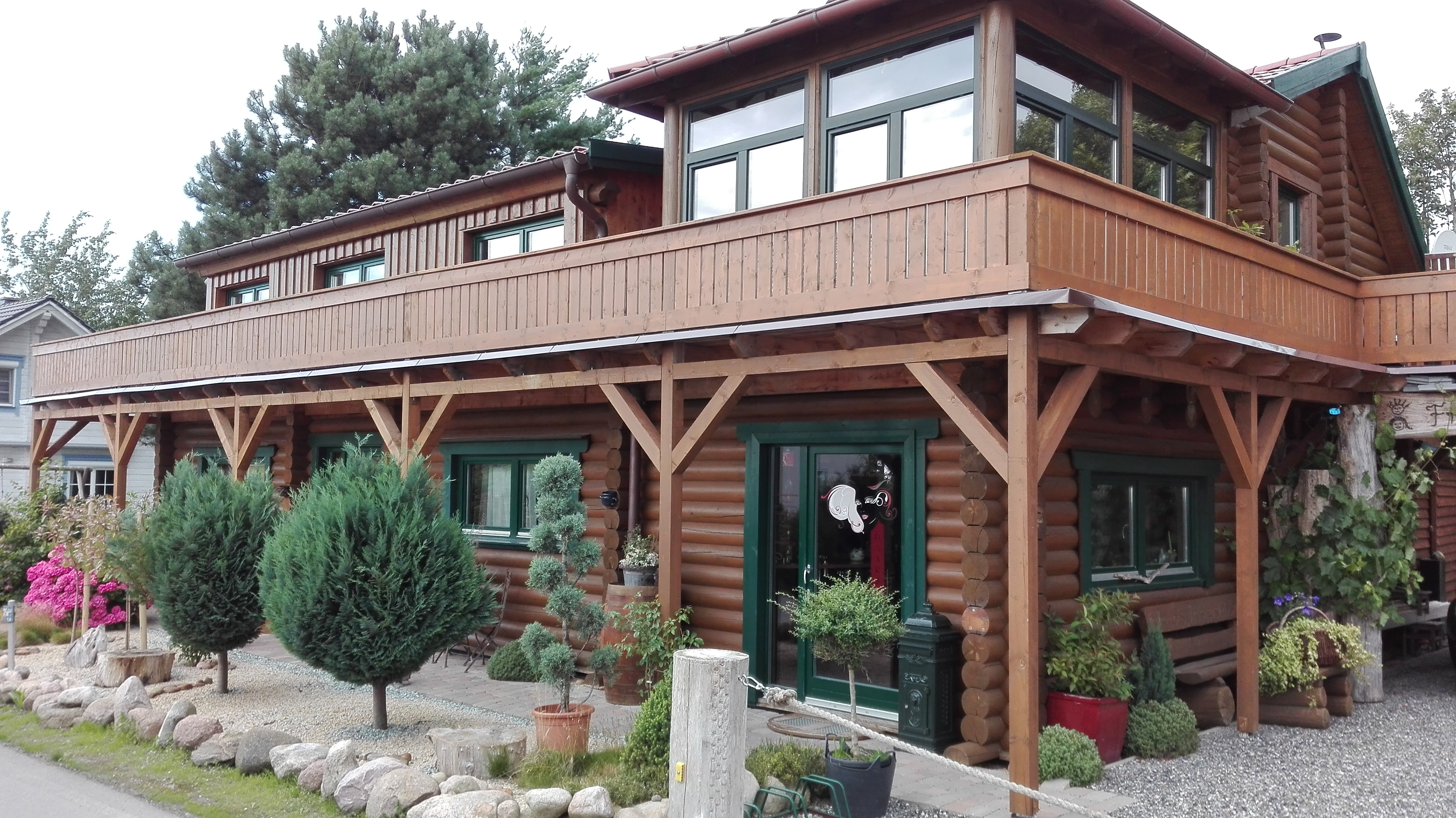 System.Collections.Generic.List`1[BluePillow.Application.SearchEngine.Dto.PhotoDto]?.ElementAt(0)?.Caption