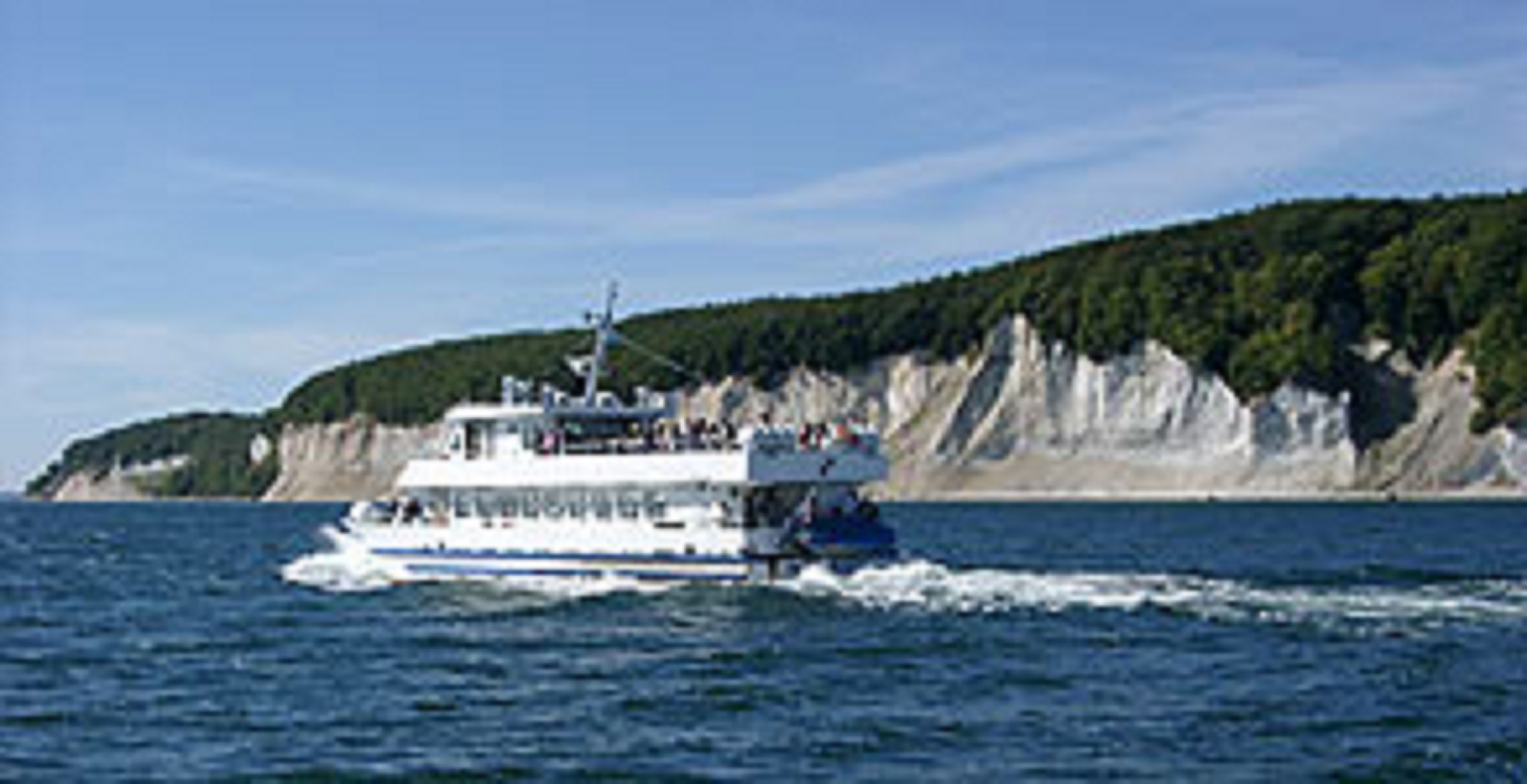 System.Collections.Generic.List`1[BluePillow.Application.SearchEngine.Dto.PhotoDto]?.ElementAt(2)?.Caption