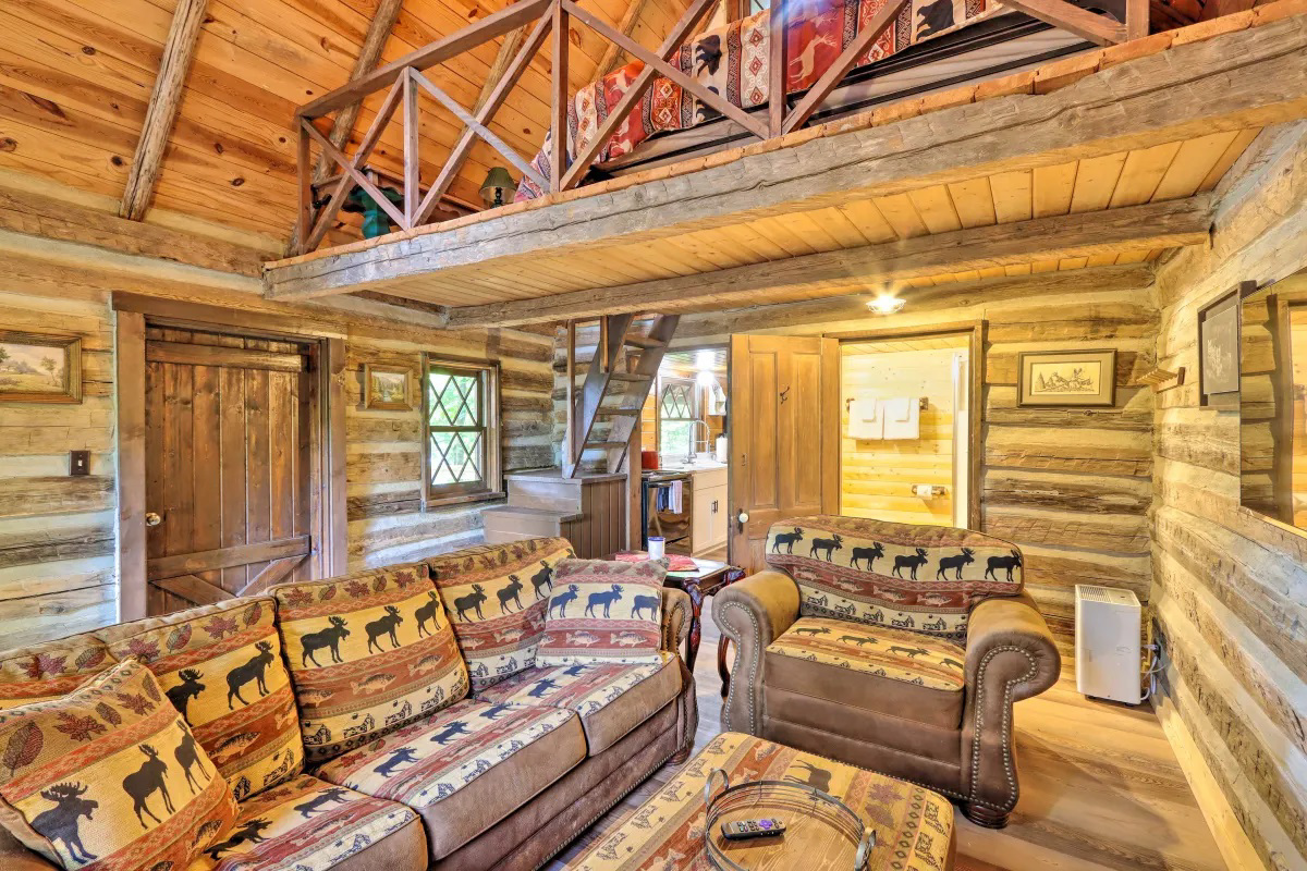 System.Collections.Generic.List`1[BluePillow.Application.SearchEngine.Dto.PhotoDto]?.ElementAt(3)?.Caption