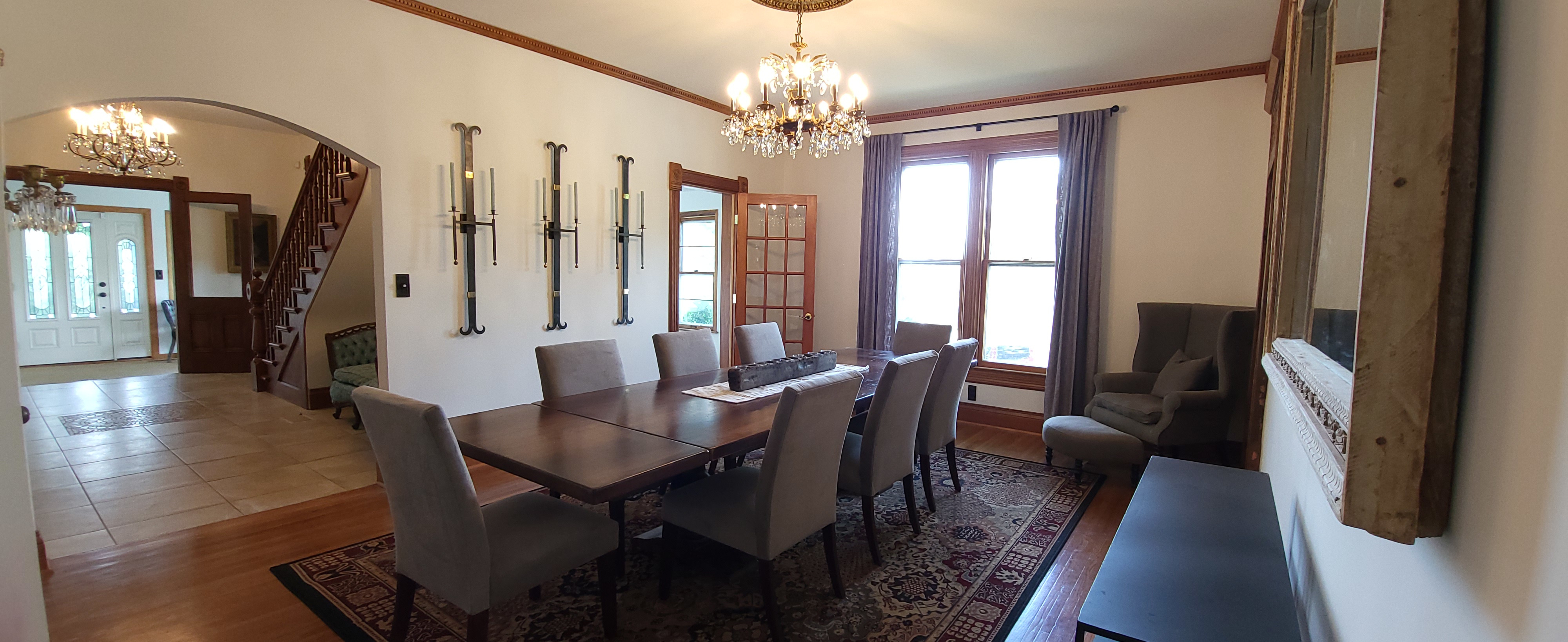 System.Collections.Generic.List`1[BluePillow.Application.SearchEngine.Dto.PhotoDto]?.ElementAt(2)?.Caption