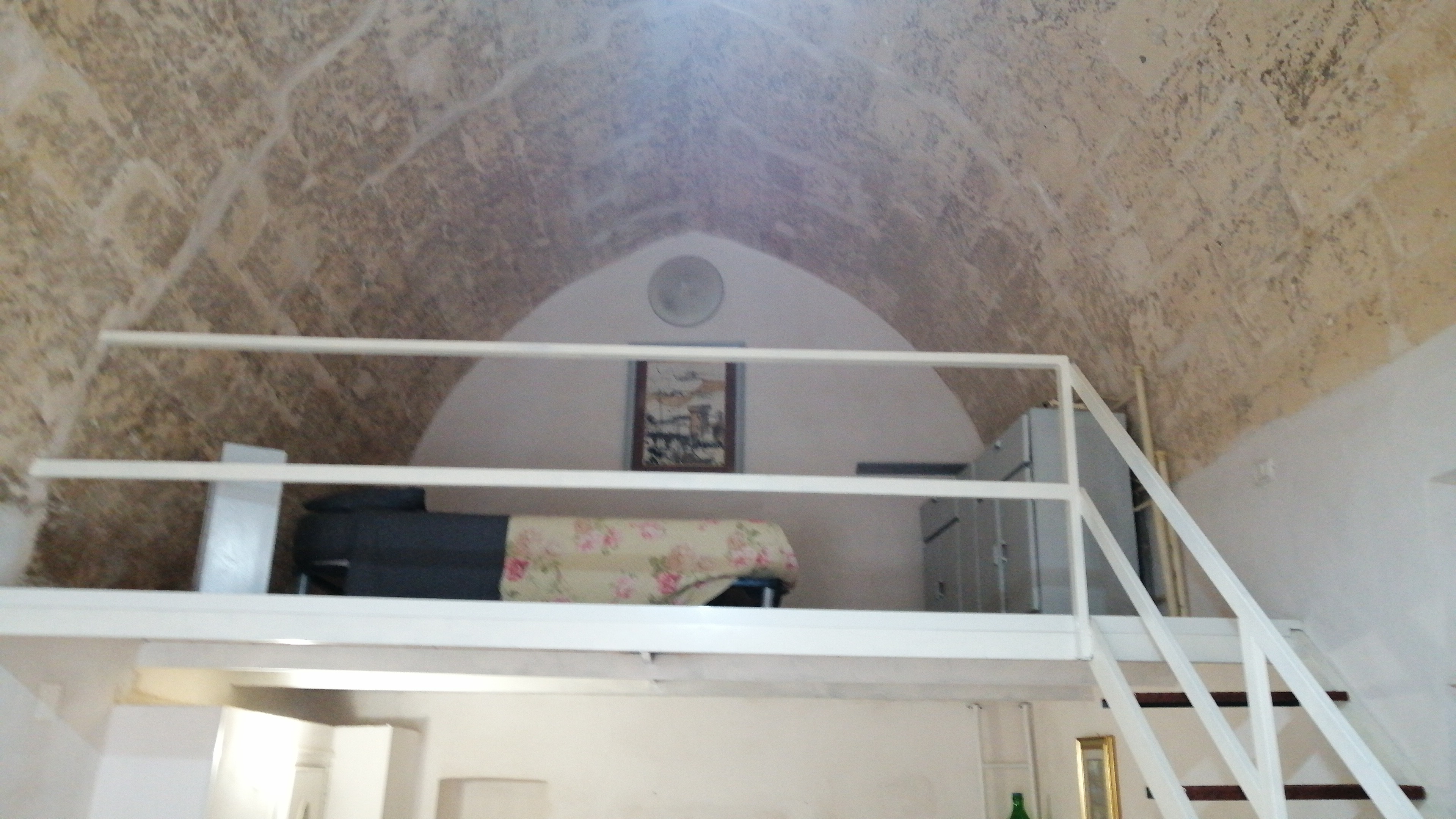 System.Collections.Generic.List`1[BluePillow.Application.SearchEngine.Dto.PhotoDto]?.ElementAt(0)?.Caption