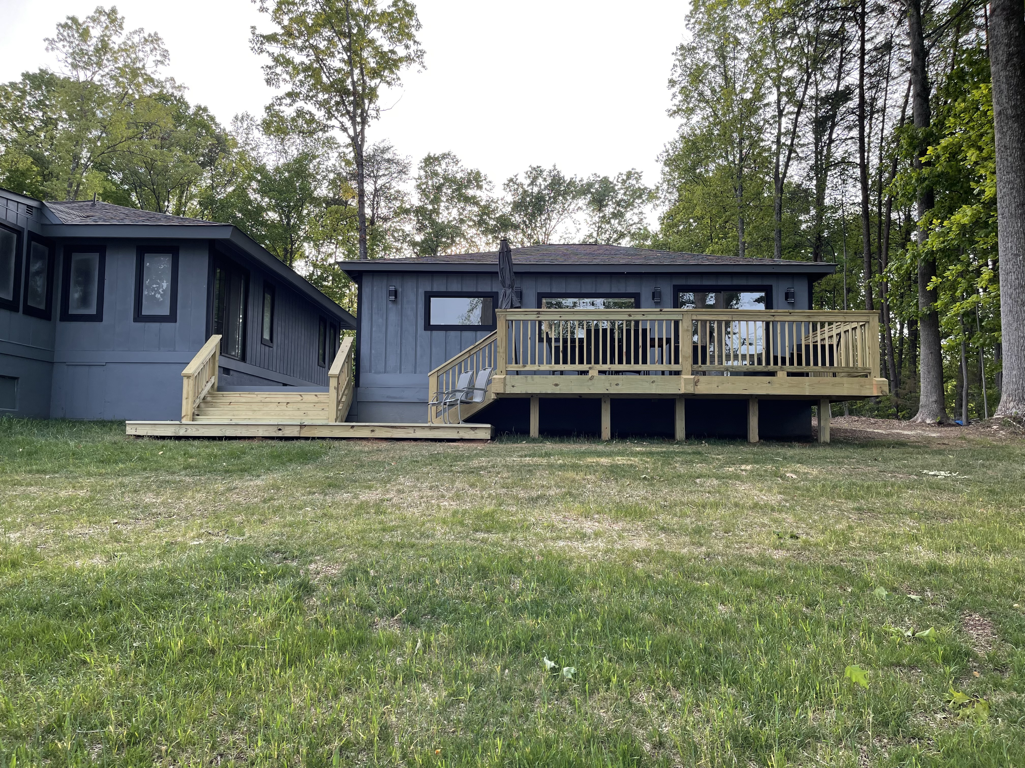 System.Collections.Generic.List`1[BluePillow.Application.SearchEngine.Dto.PhotoDto]?.ElementAt(3)?.Caption