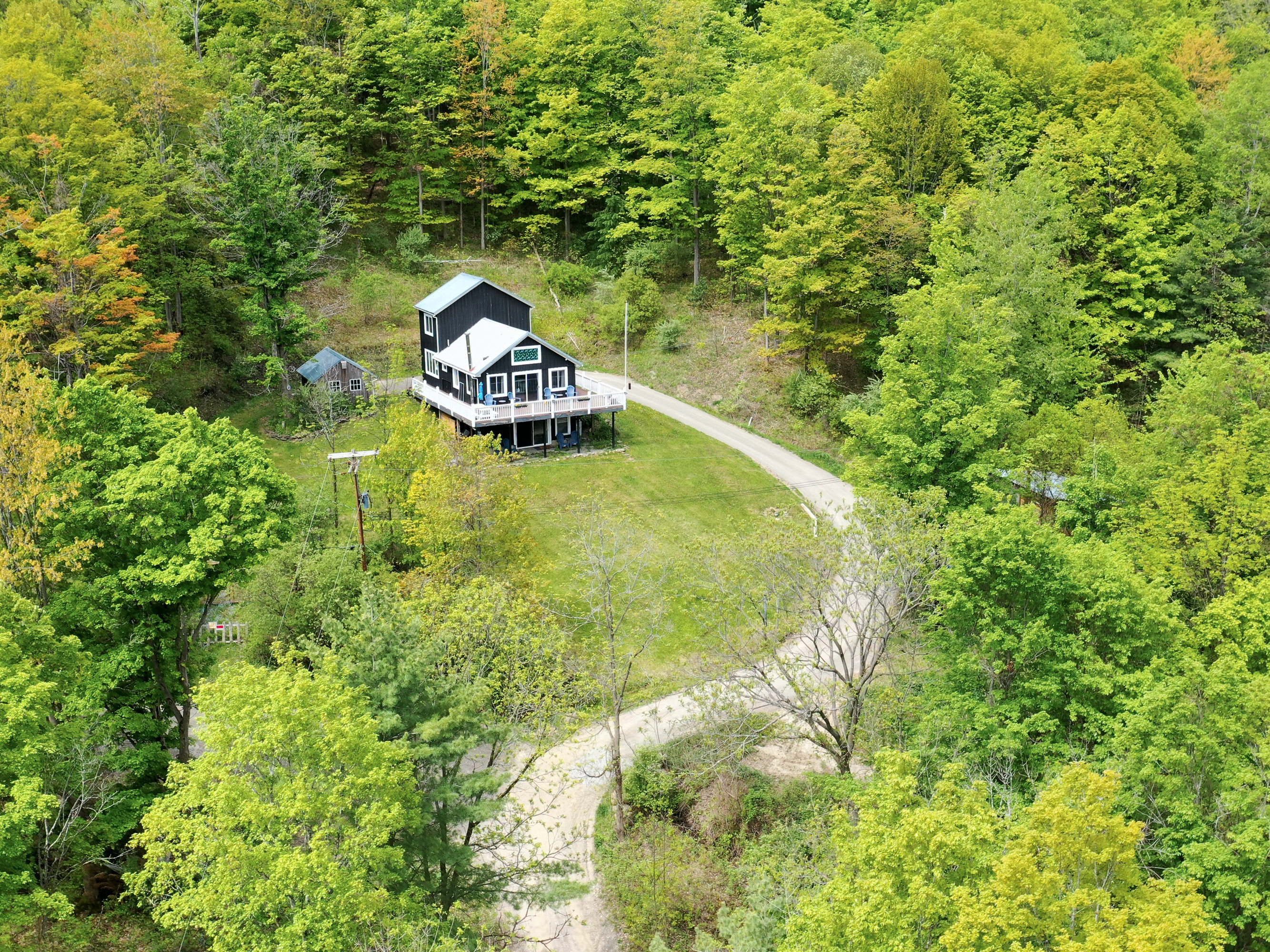 Charming Hillside Chalet