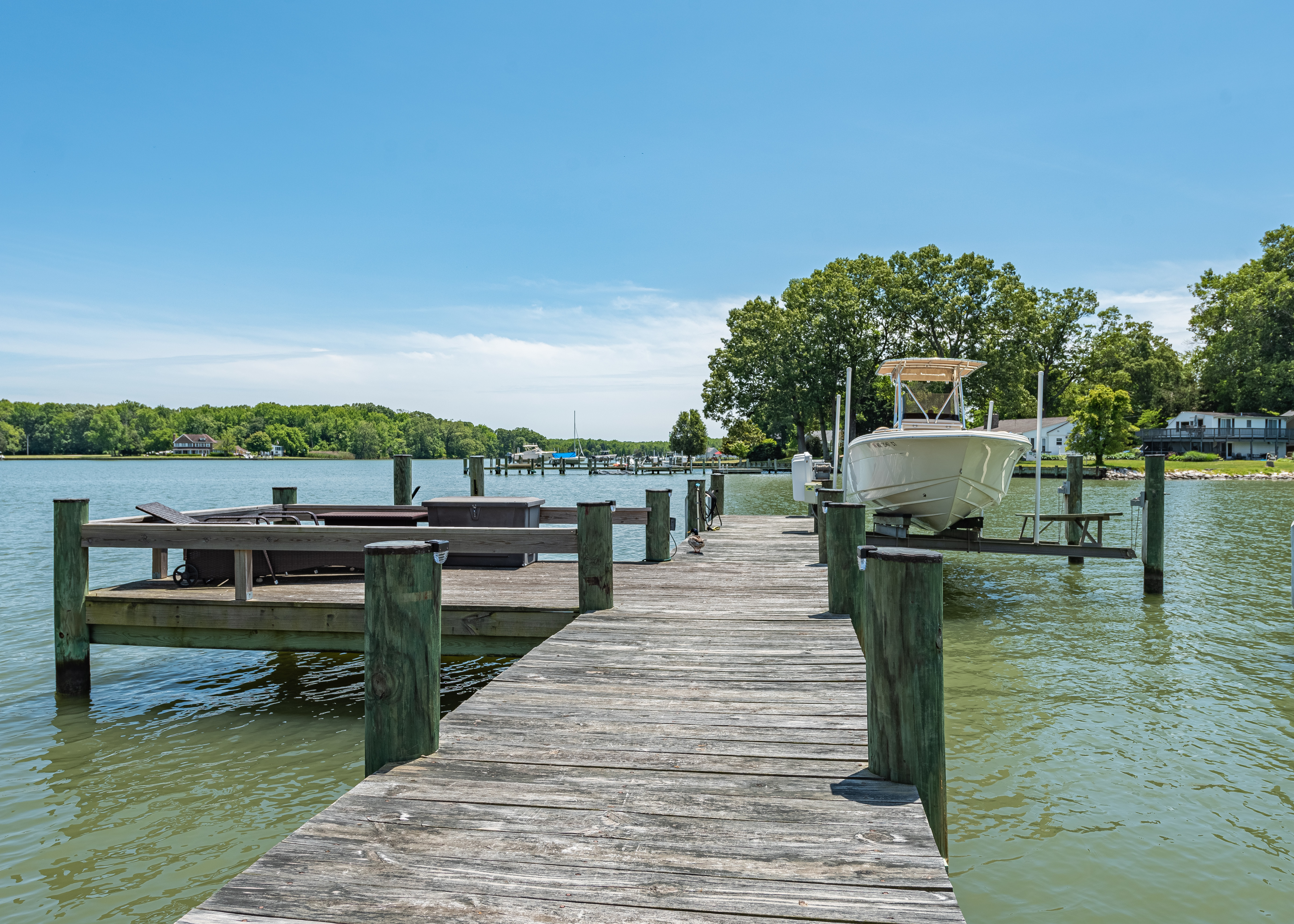 System.Collections.Generic.List`1[BluePillow.Application.SearchEngine.Dto.PhotoDto]?.ElementAt(3)?.Caption