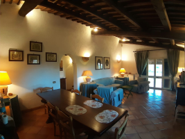 System.Collections.Generic.List`1[BluePillow.Application.SearchEngine.Dto.PhotoDto]?.ElementAt(0)?.Caption