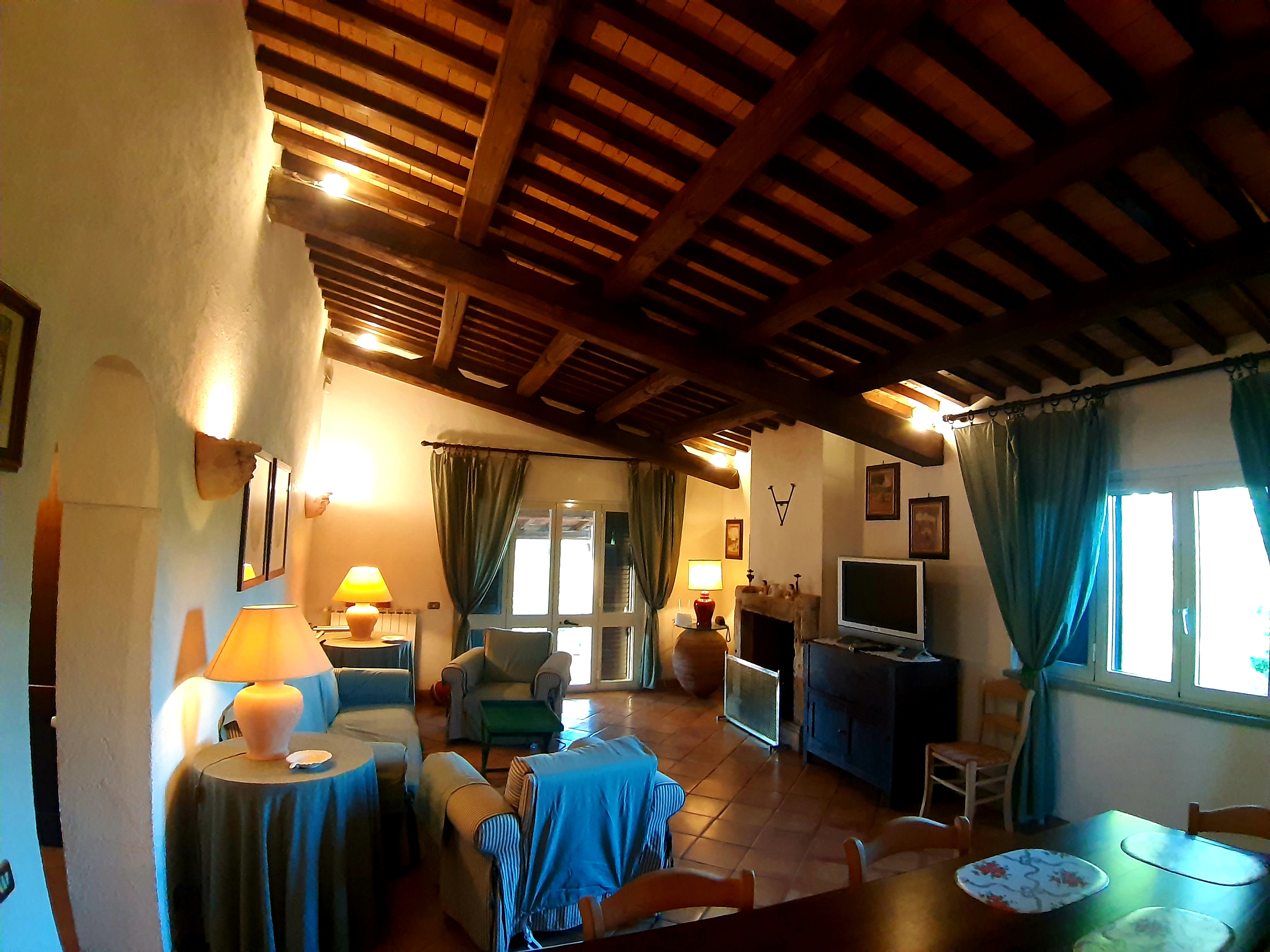 System.Collections.Generic.List`1[BluePillow.Application.SearchEngine.Dto.PhotoDto]?.ElementAt(1)?.Caption