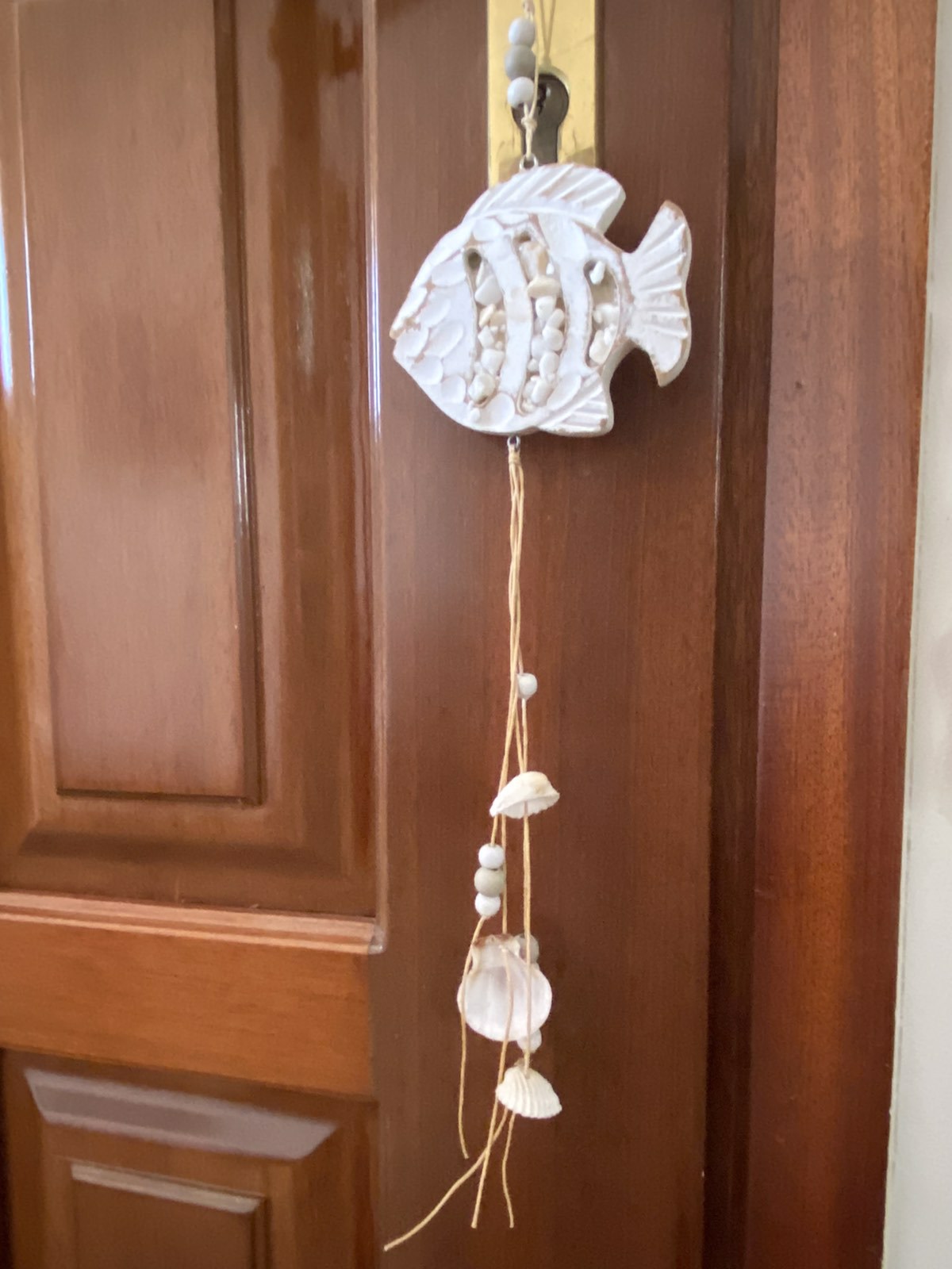 System.Collections.Generic.List`1[BluePillow.Application.SearchEngine.Dto.PhotoDto]?.ElementAt(2)?.Caption