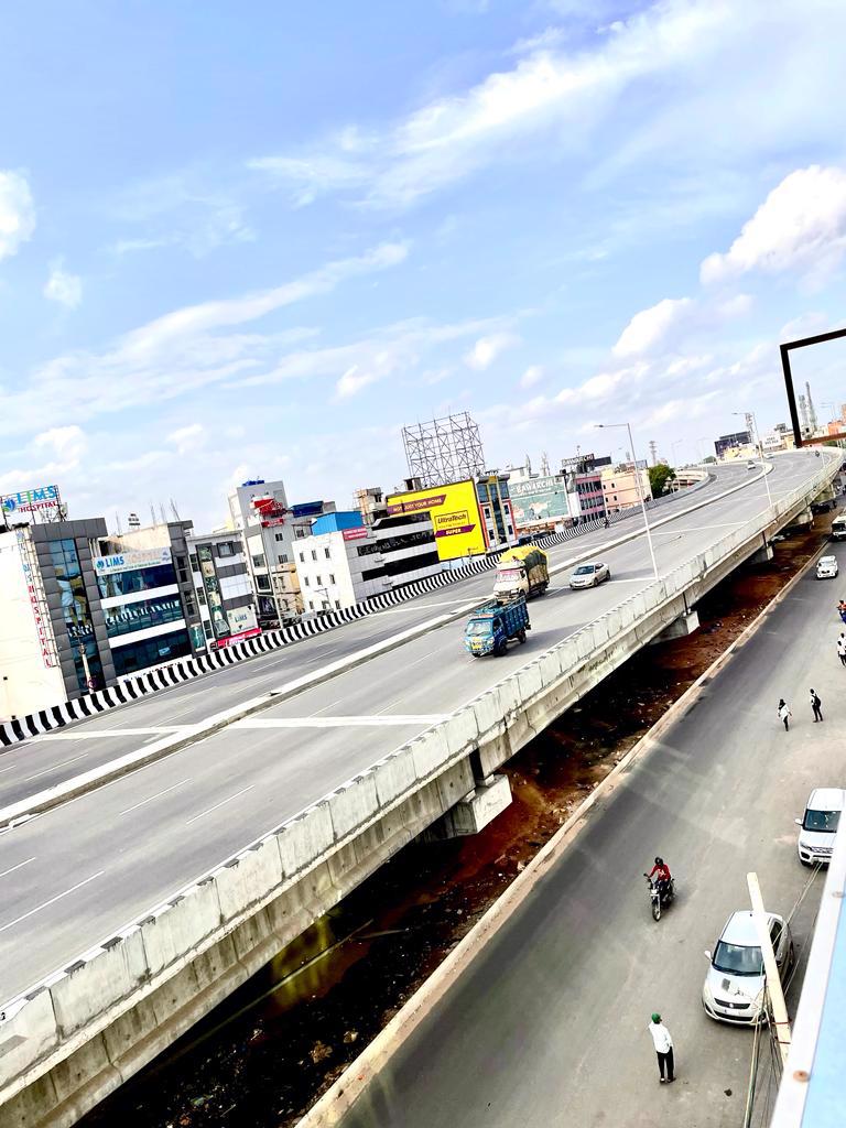 System.Collections.Generic.List`1[BluePillow.Application.SearchEngine.Dto.PhotoDto]?.ElementAt(3)?.Caption