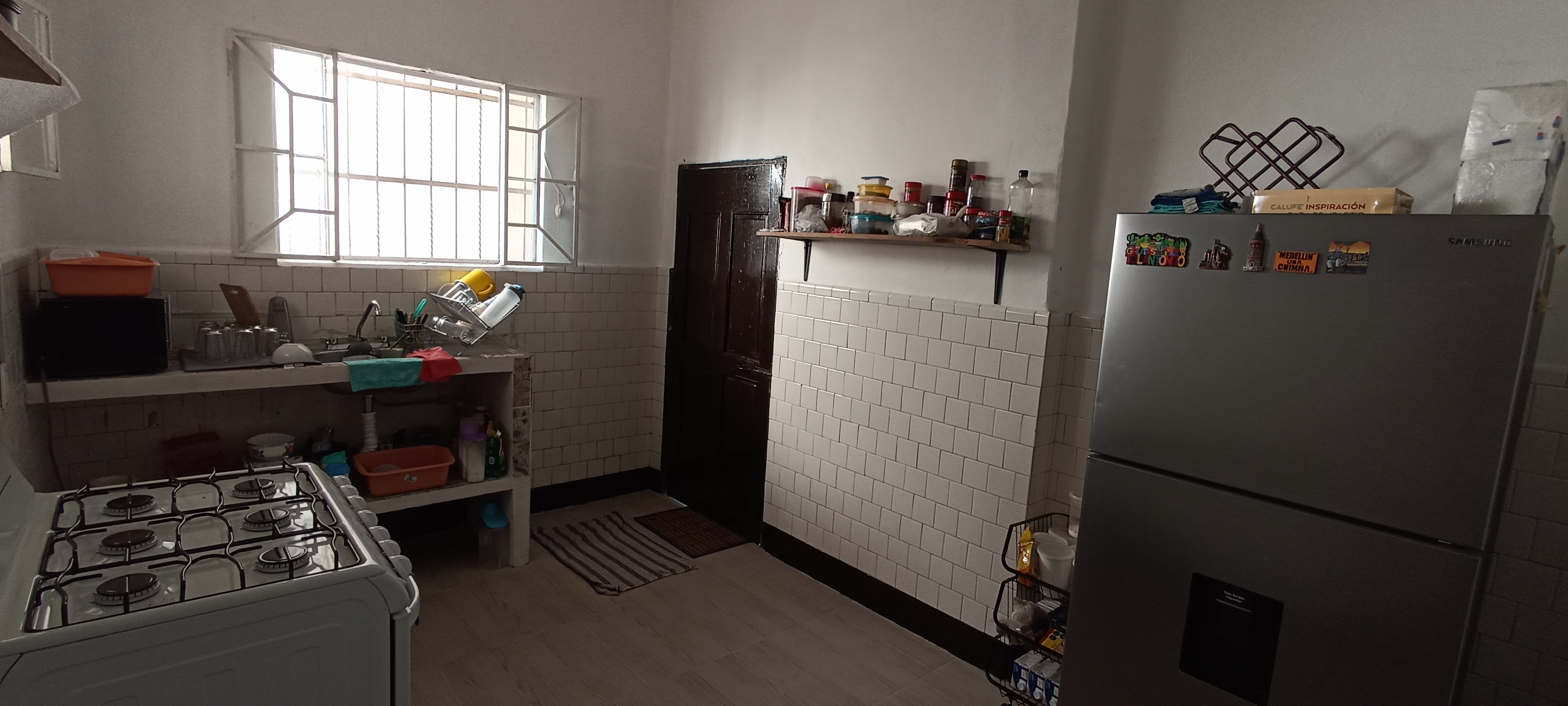 System.Collections.Generic.List`1[BluePillow.Application.SearchEngine.Dto.PhotoDto]?.ElementAt(1)?.Caption