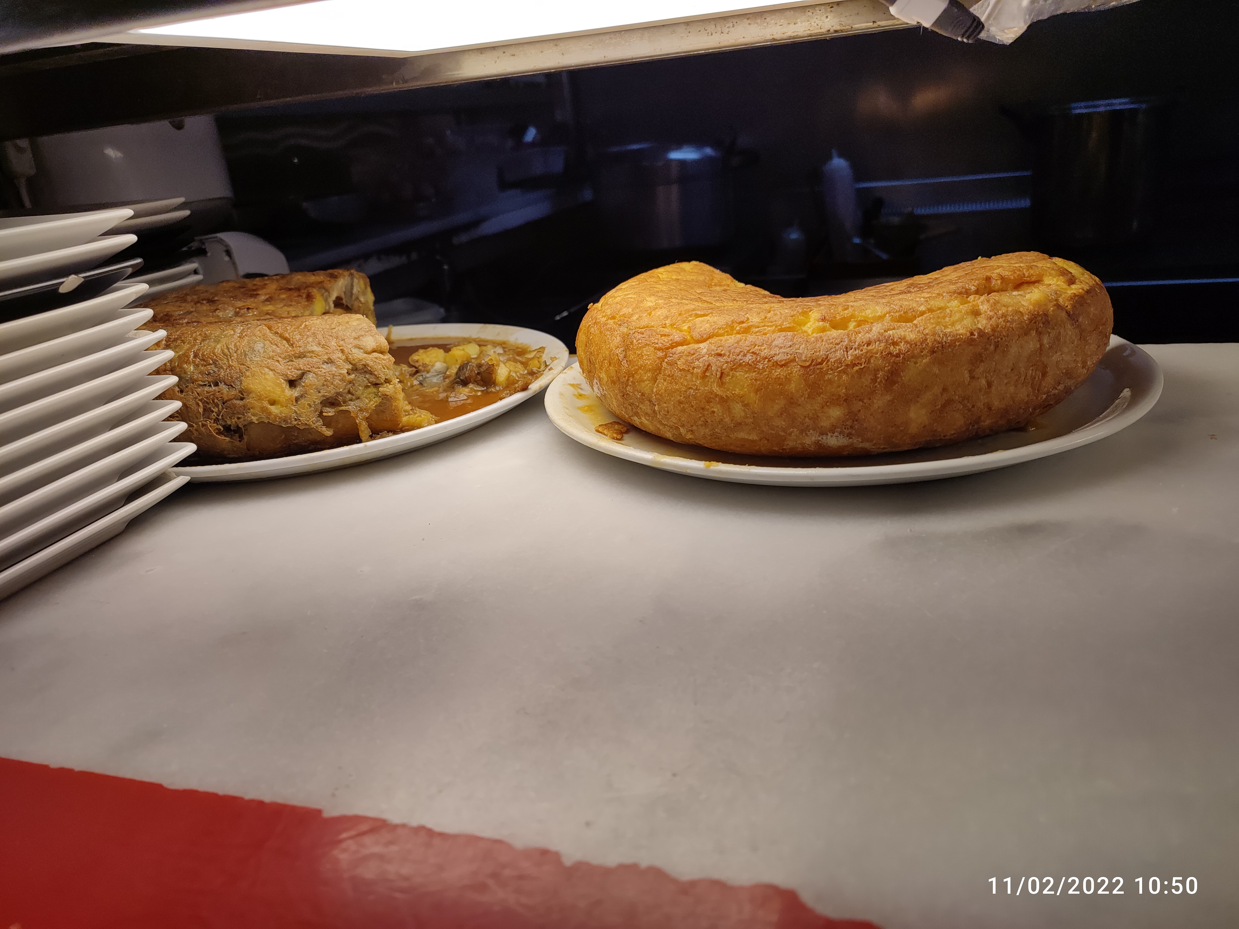 System.Collections.Generic.List`1[BluePillow.Application.SearchEngine.Dto.PhotoDto]?.ElementAt(3)?.Caption