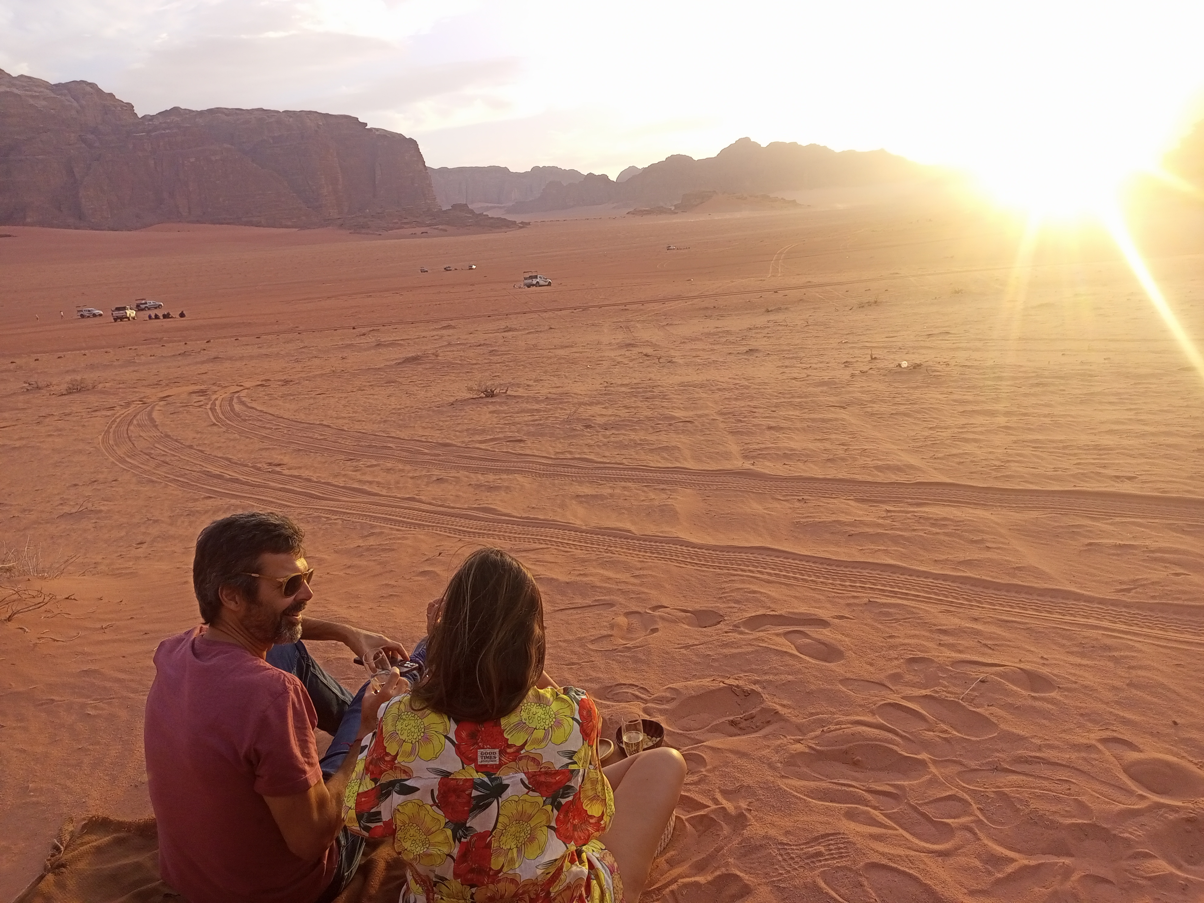 System.Collections.Generic.List`1[BluePillow.Application.SearchEngine.Dto.PhotoDto]?.ElementAt(3)?.Caption