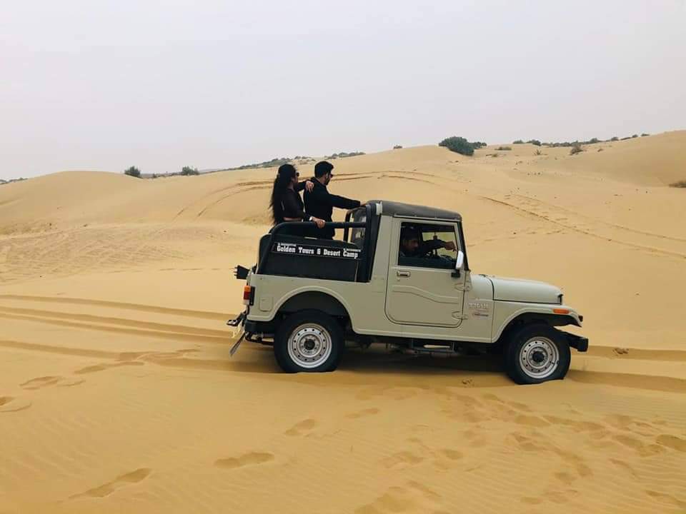 System.Collections.Generic.List`1[BluePillow.Application.SearchEngine.Dto.PhotoDto]?.ElementAt(1)?.Caption