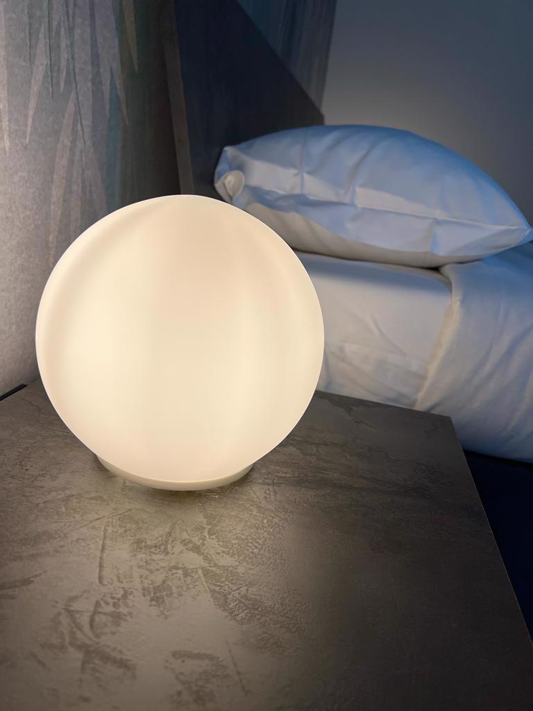 System.Collections.Generic.List`1[BluePillow.Application.SearchEngine.Dto.PhotoDto]?.ElementAt(0)?.Caption