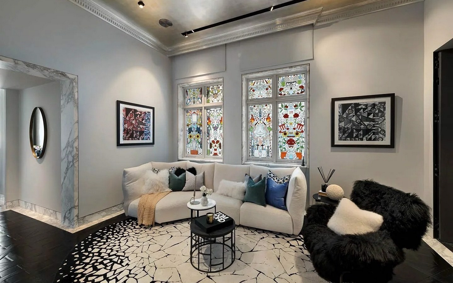 System.Collections.Generic.List`1[BluePillow.Application.SearchEngine.Dto.PhotoDto]?.ElementAt(2)?.Caption