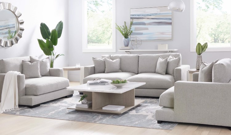 System.Collections.Generic.List`1[BluePillow.Application.SearchEngine.Dto.PhotoDto]?.ElementAt(0)?.Caption