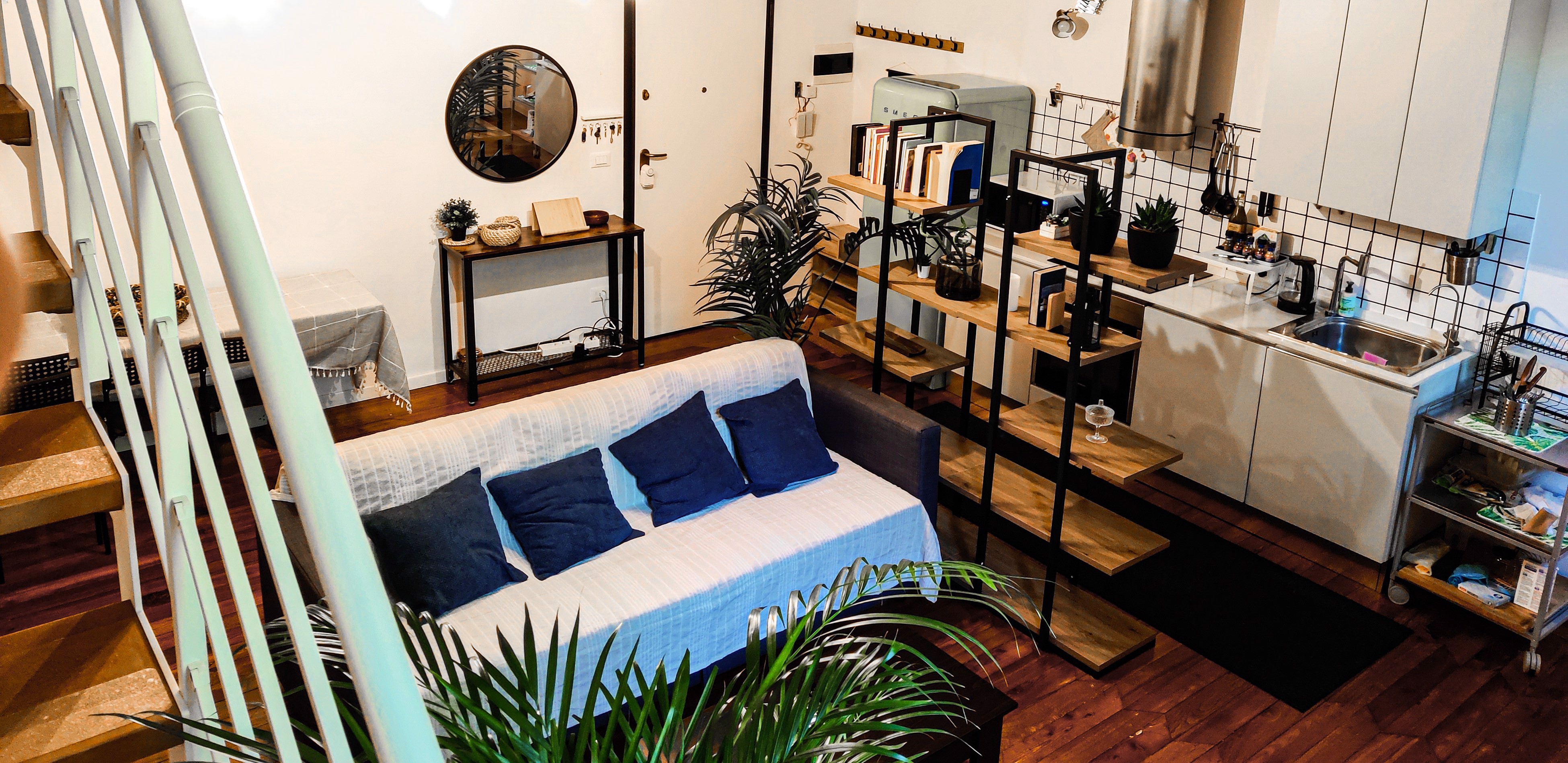 System.Collections.Generic.List`1[BluePillow.Application.SearchEngine.Dto.PhotoDto]?.ElementAt(2)?.Caption