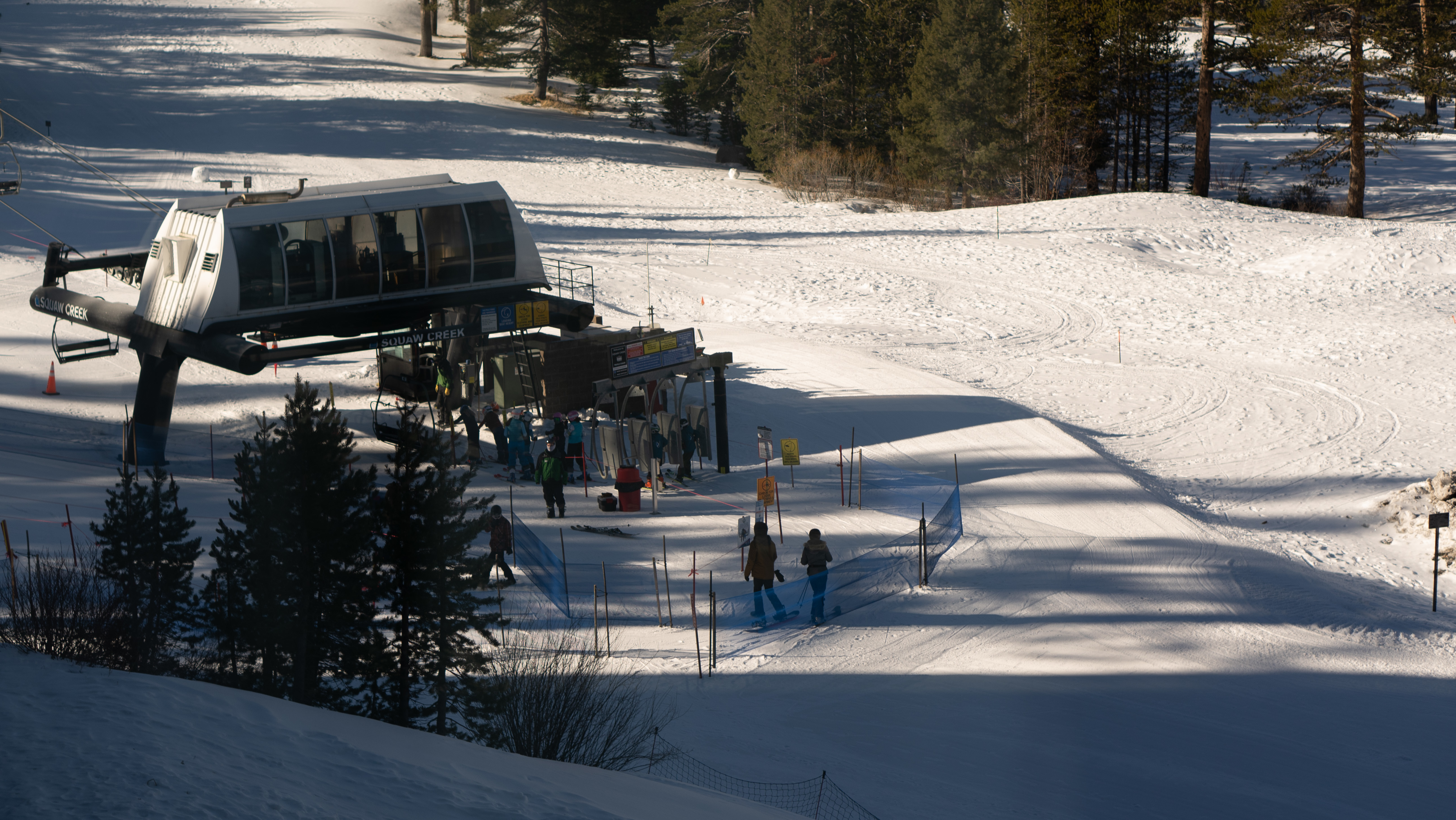 System.Collections.Generic.List`1[BluePillow.Application.SearchEngine.Dto.PhotoDto]?.ElementAt(0)?.Caption