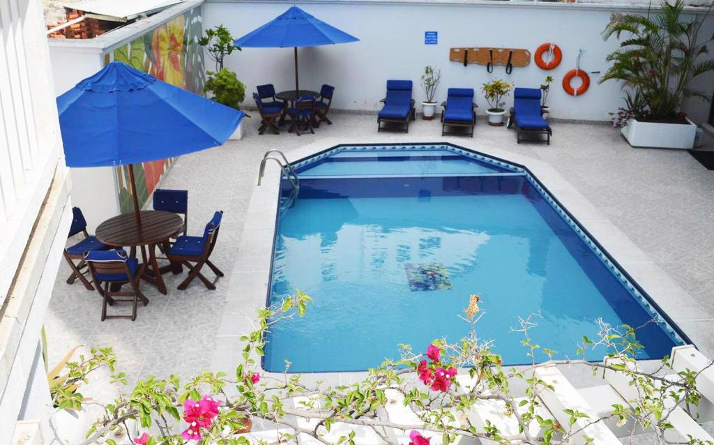 System.Collections.Generic.List`1[BluePillow.Application.SearchEngine.Dto.PhotoDto]?.ElementAt(1)?.Caption