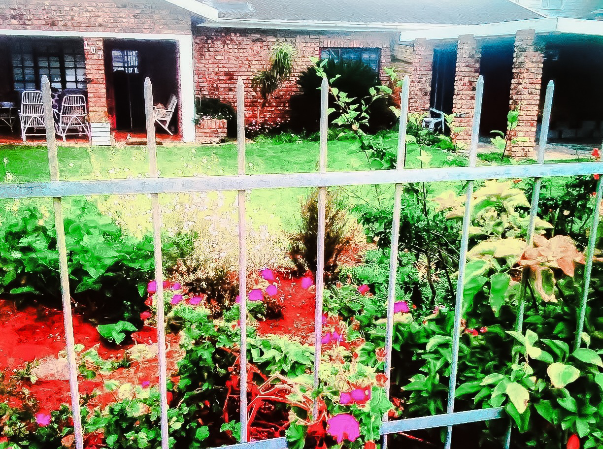 System.Collections.Generic.List`1[BluePillow.Application.SearchEngine.Dto.PhotoDto]?.ElementAt(1)?.Caption