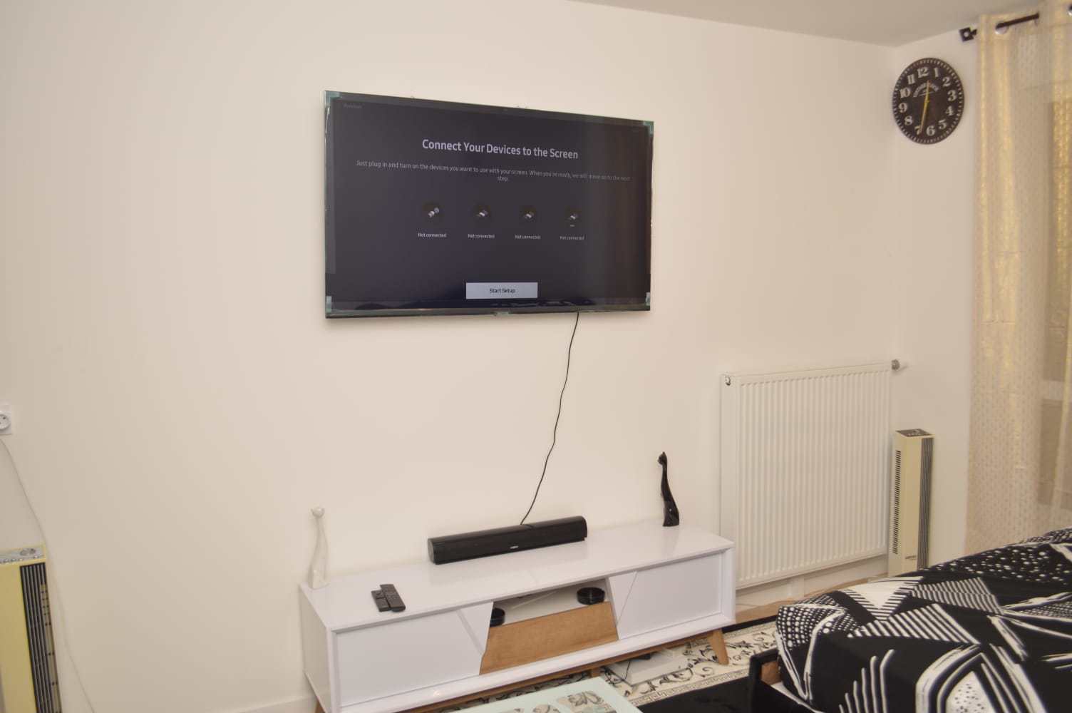 System.Collections.Generic.List`1[BluePillow.Application.SearchEngine.Dto.PhotoDto]?.ElementAt(3)?.Caption