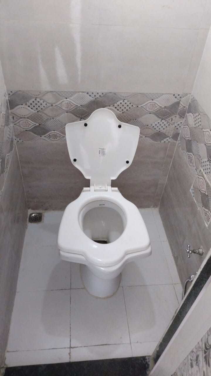 System.Collections.Generic.List`1[BluePillow.Application.SearchEngine.Dto.PhotoDto]?.ElementAt(2)?.Caption