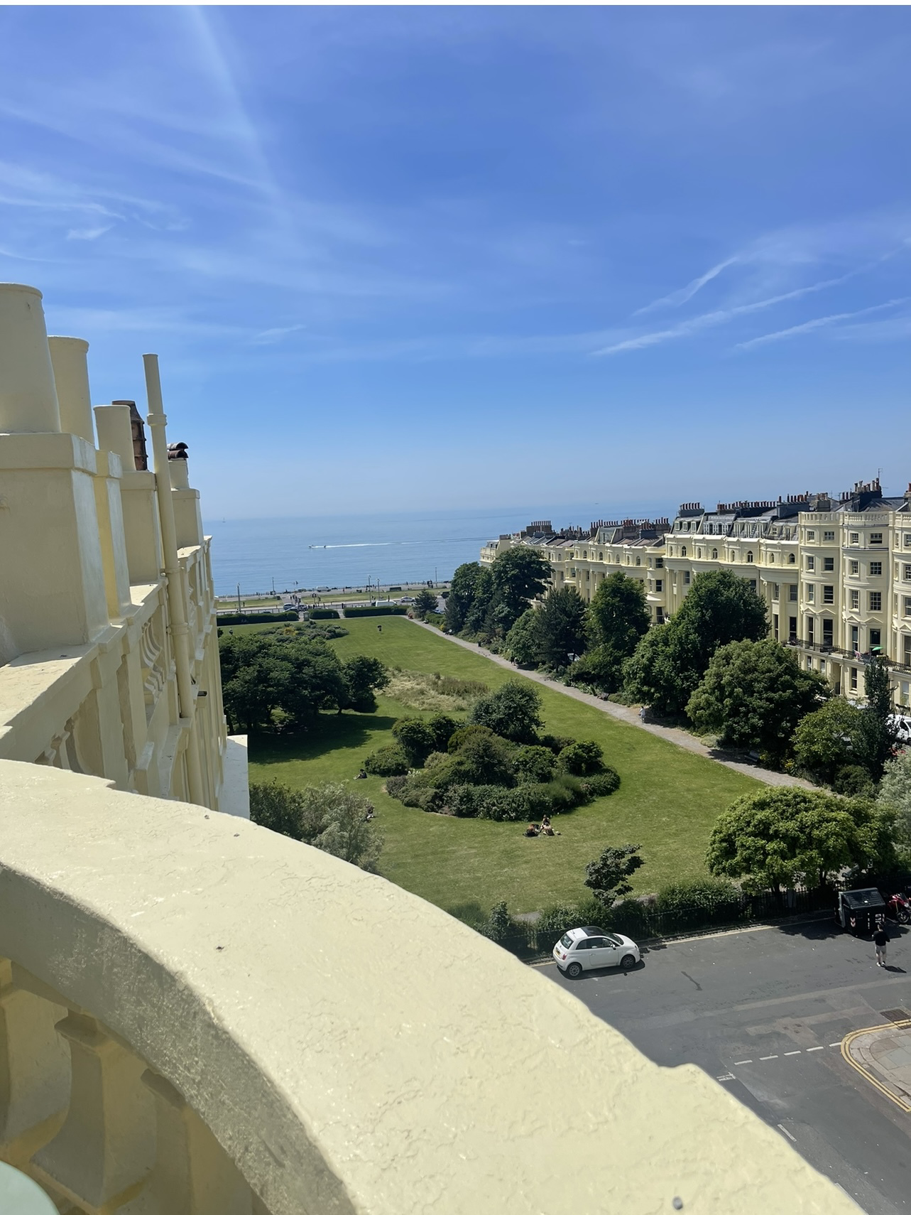 System.Collections.Generic.List`1[BluePillow.Application.SearchEngine.Dto.PhotoDto]?.ElementAt(0)?.Caption