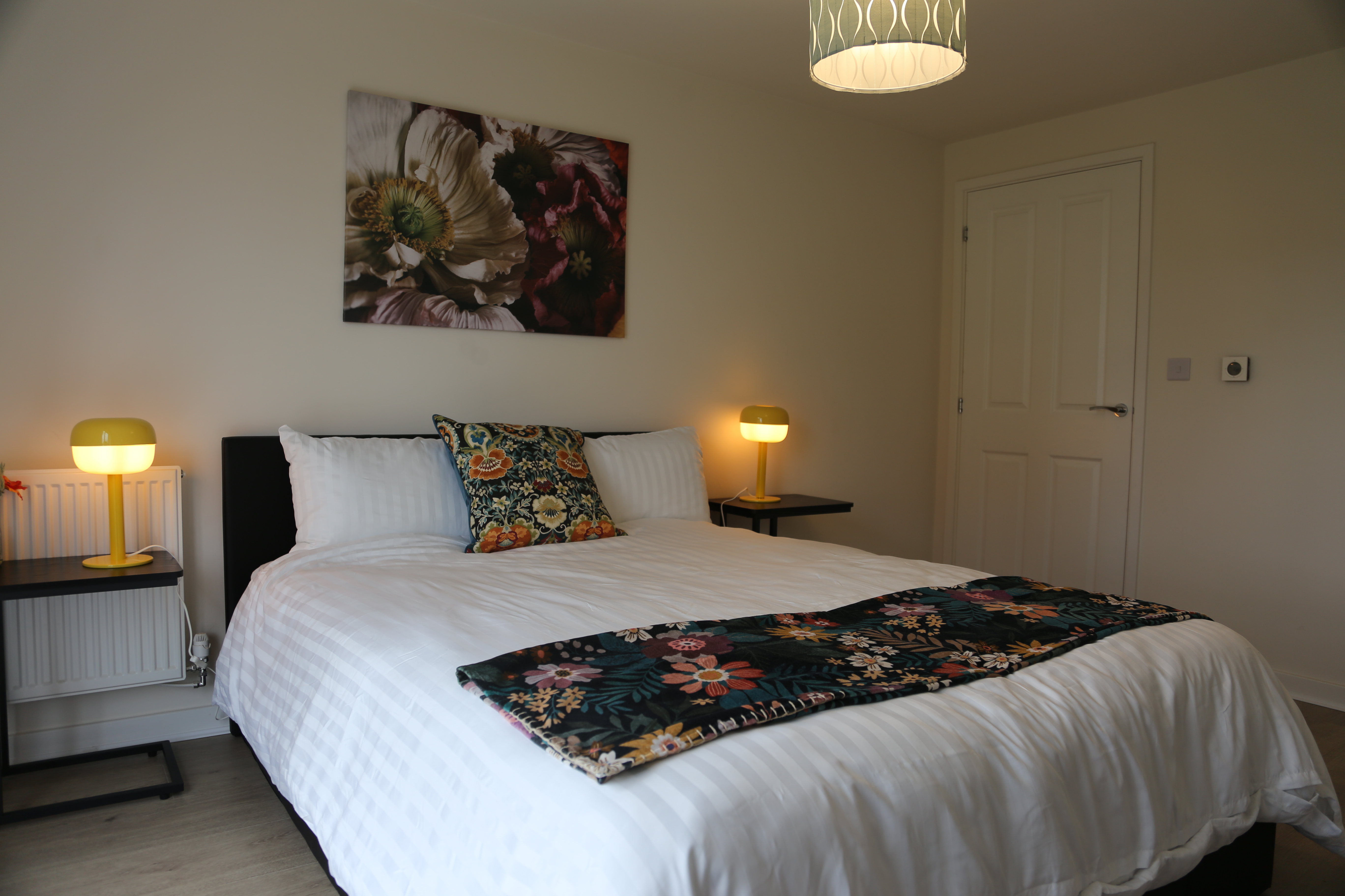 System.Collections.Generic.List`1[BluePillow.Application.SearchEngine.Dto.PhotoDto]?.ElementAt(1)?.Caption