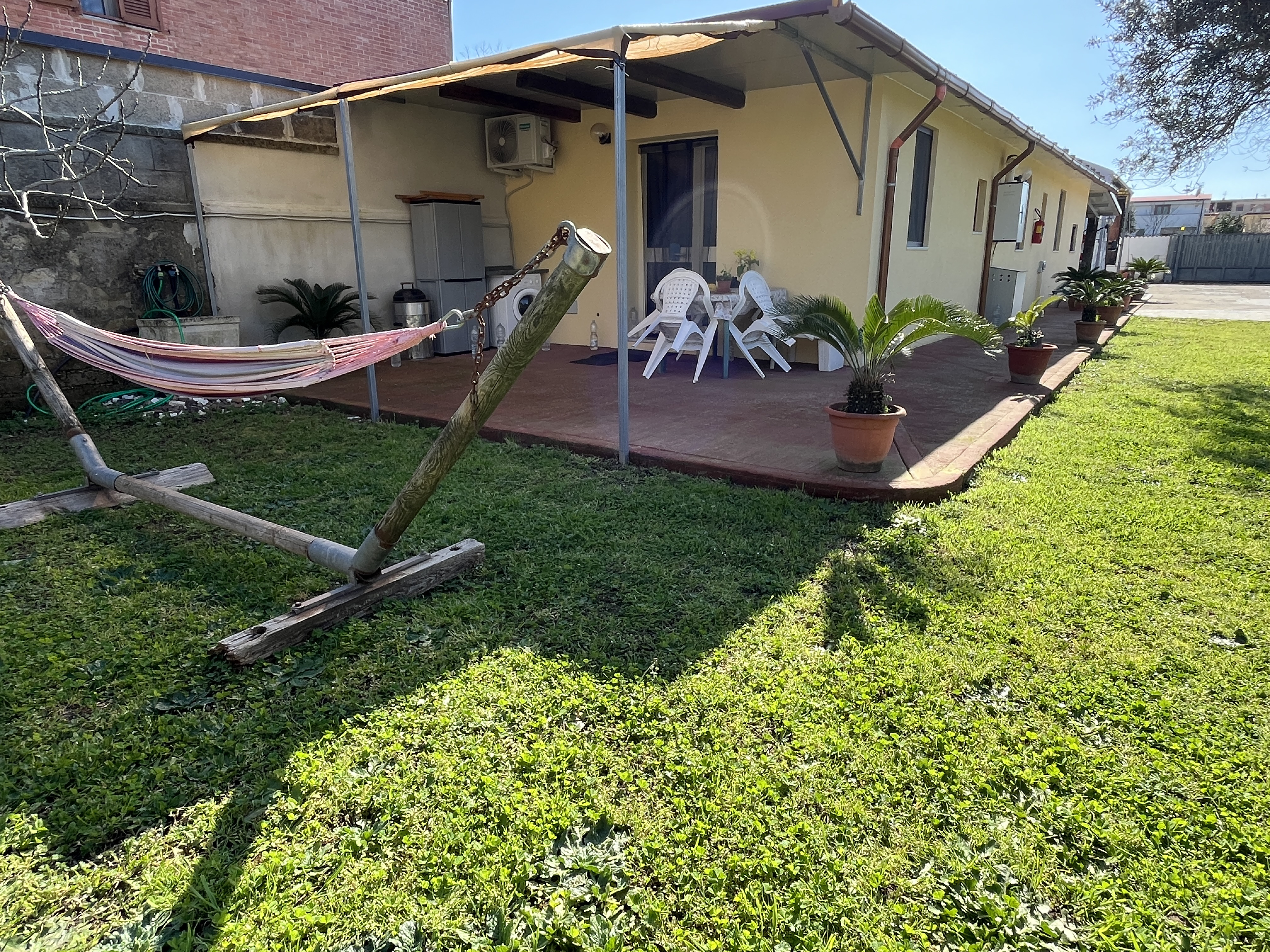 System.Collections.Generic.List`1[BluePillow.Application.SearchEngine.Dto.PhotoDto]?.ElementAt(2)?.Caption