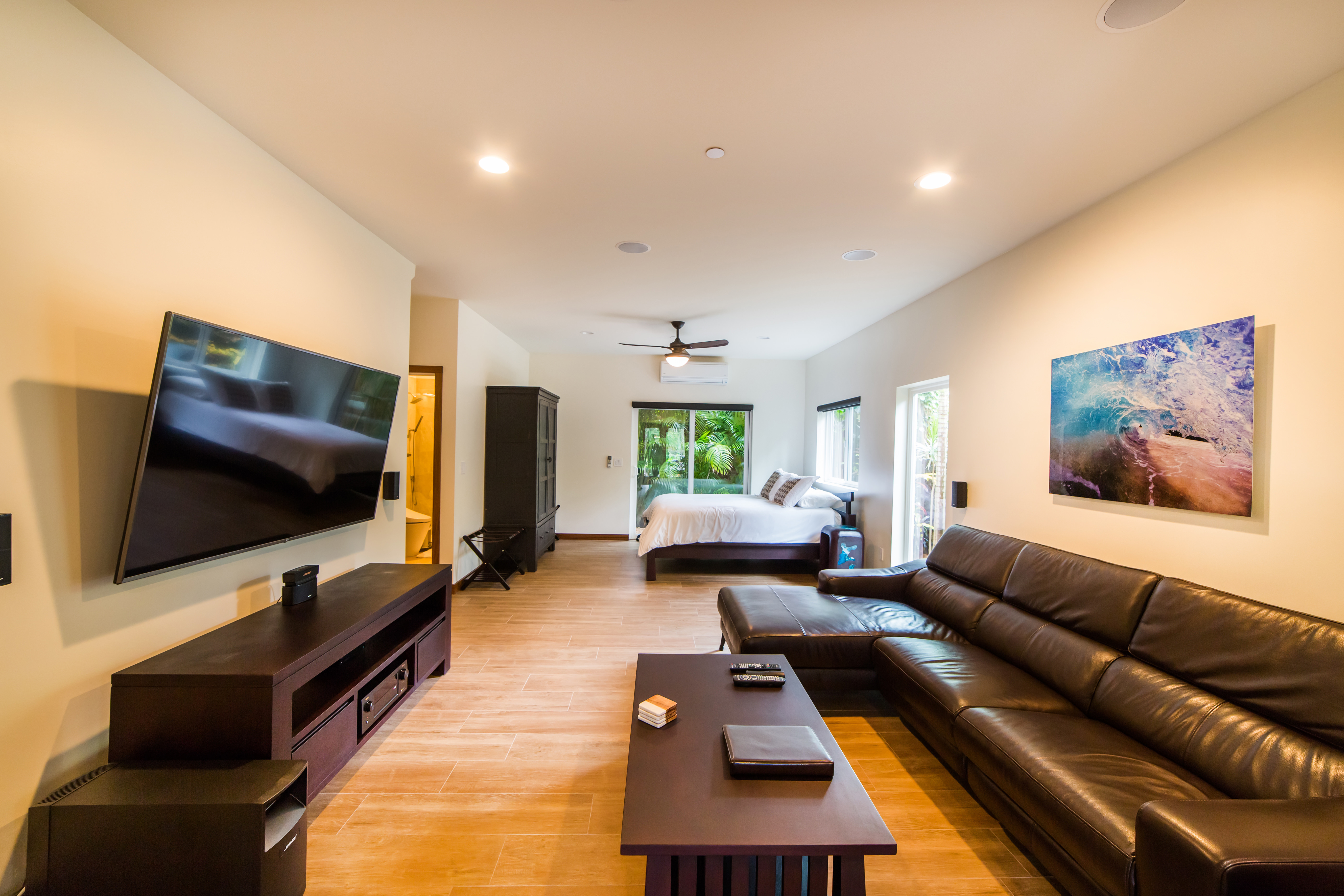 System.Collections.Generic.List`1[BluePillow.Application.SearchEngine.Dto.PhotoDto]?.ElementAt(3)?.Caption