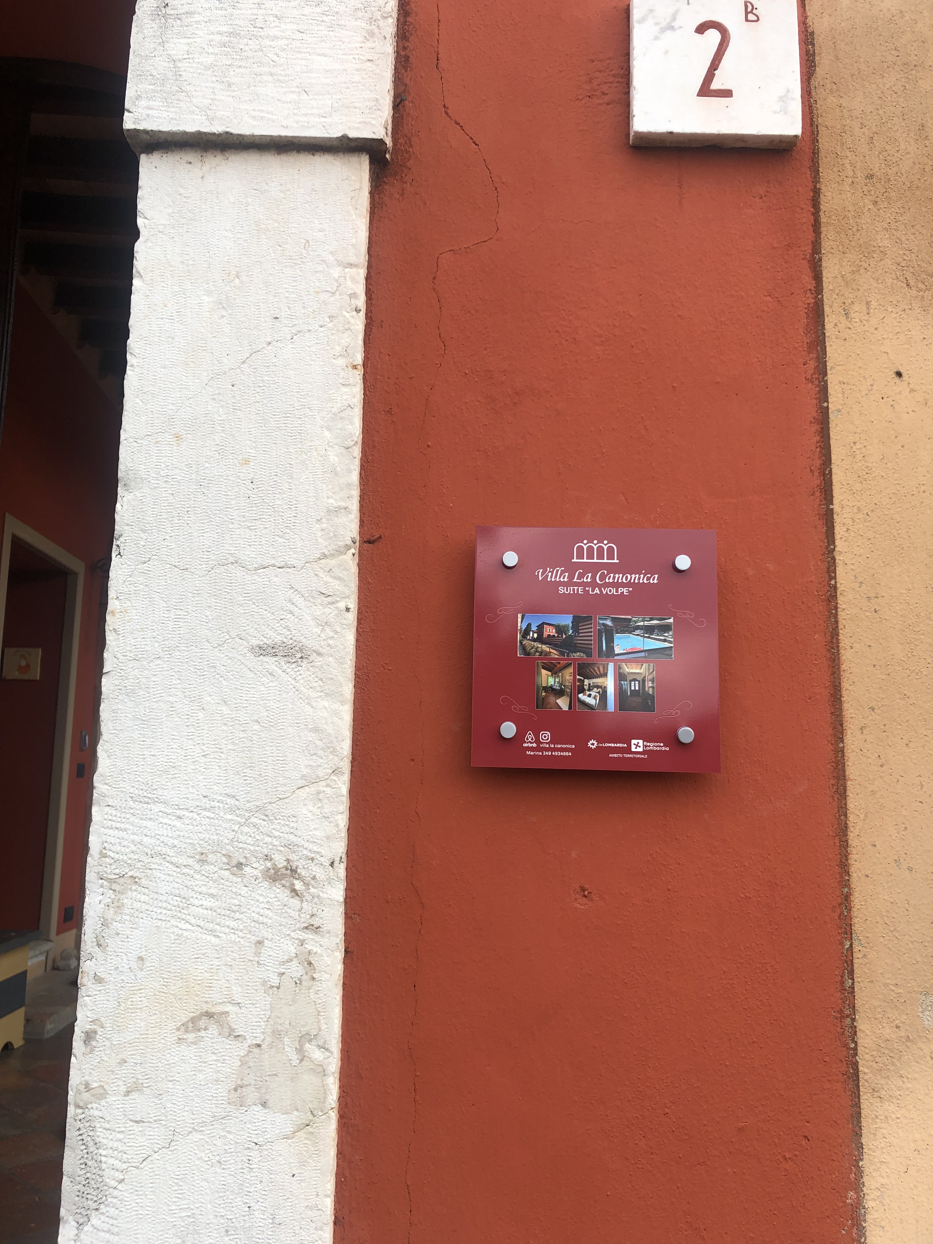 System.Collections.Generic.List`1[BluePillow.Application.SearchEngine.Dto.PhotoDto]?.ElementAt(3)?.Caption