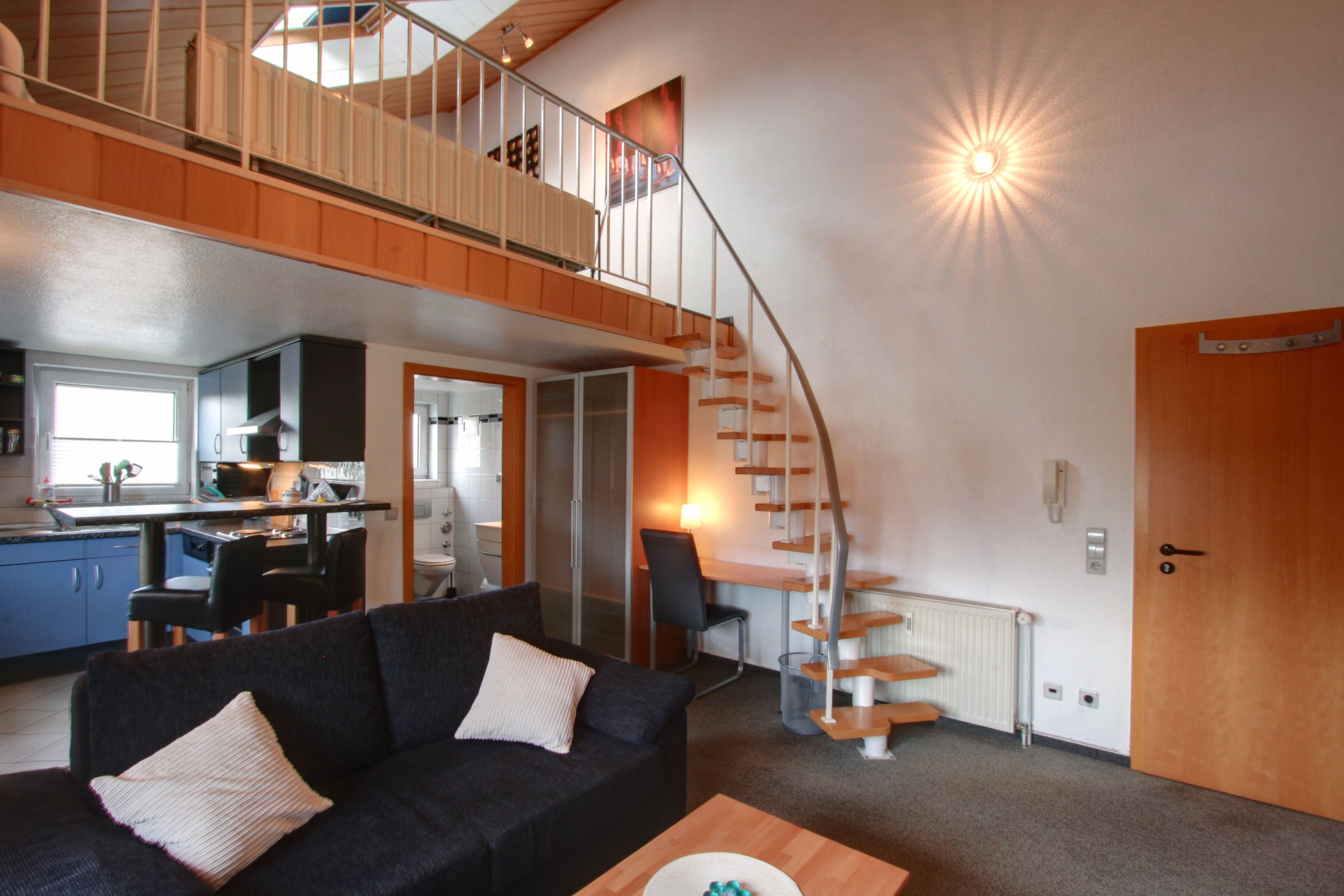 System.Collections.Generic.List`1[BluePillow.Application.SearchEngine.Dto.PhotoDto]?.ElementAt(0)?.Caption