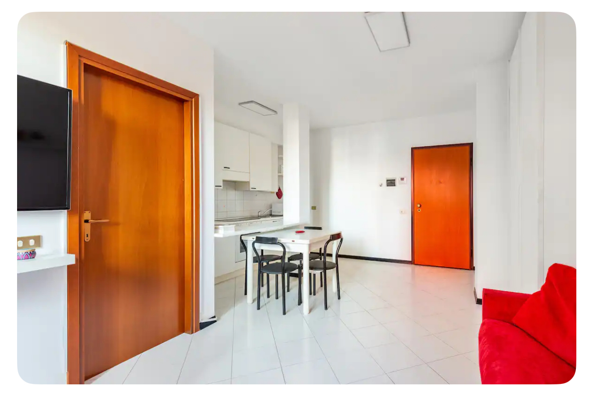 System.Collections.Generic.List`1[BluePillow.Application.SearchEngine.Dto.PhotoDto]?.ElementAt(1)?.Caption