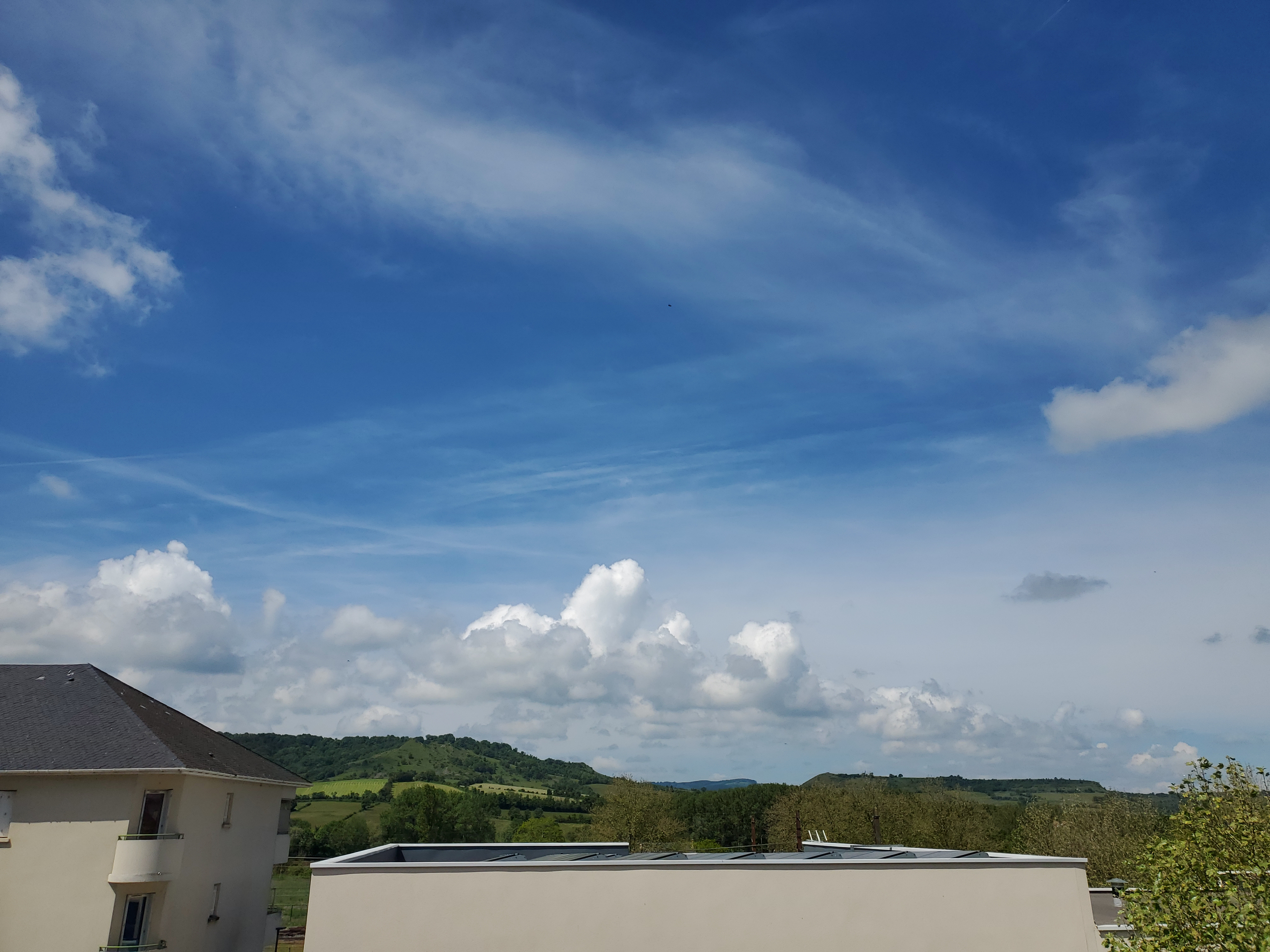 System.Collections.Generic.List`1[BluePillow.Application.SearchEngine.Dto.PhotoDto]?.ElementAt(1)?.Caption