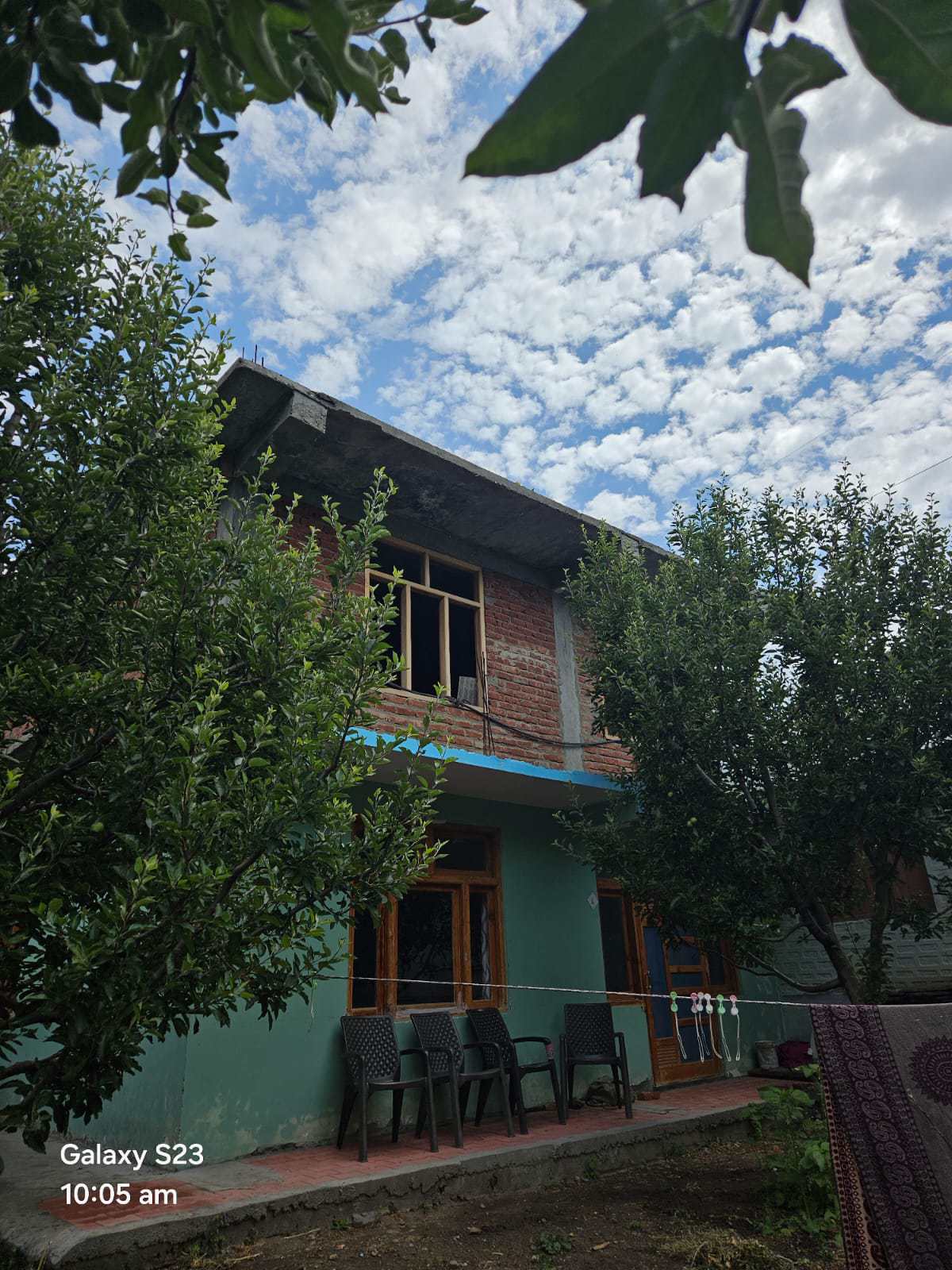 System.Collections.Generic.List`1[BluePillow.Application.SearchEngine.Dto.PhotoDto]?.ElementAt(1)?.Caption